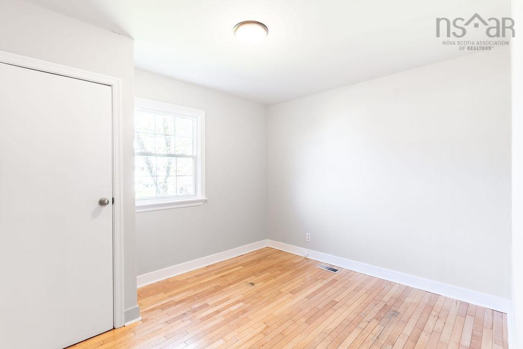 View image 21