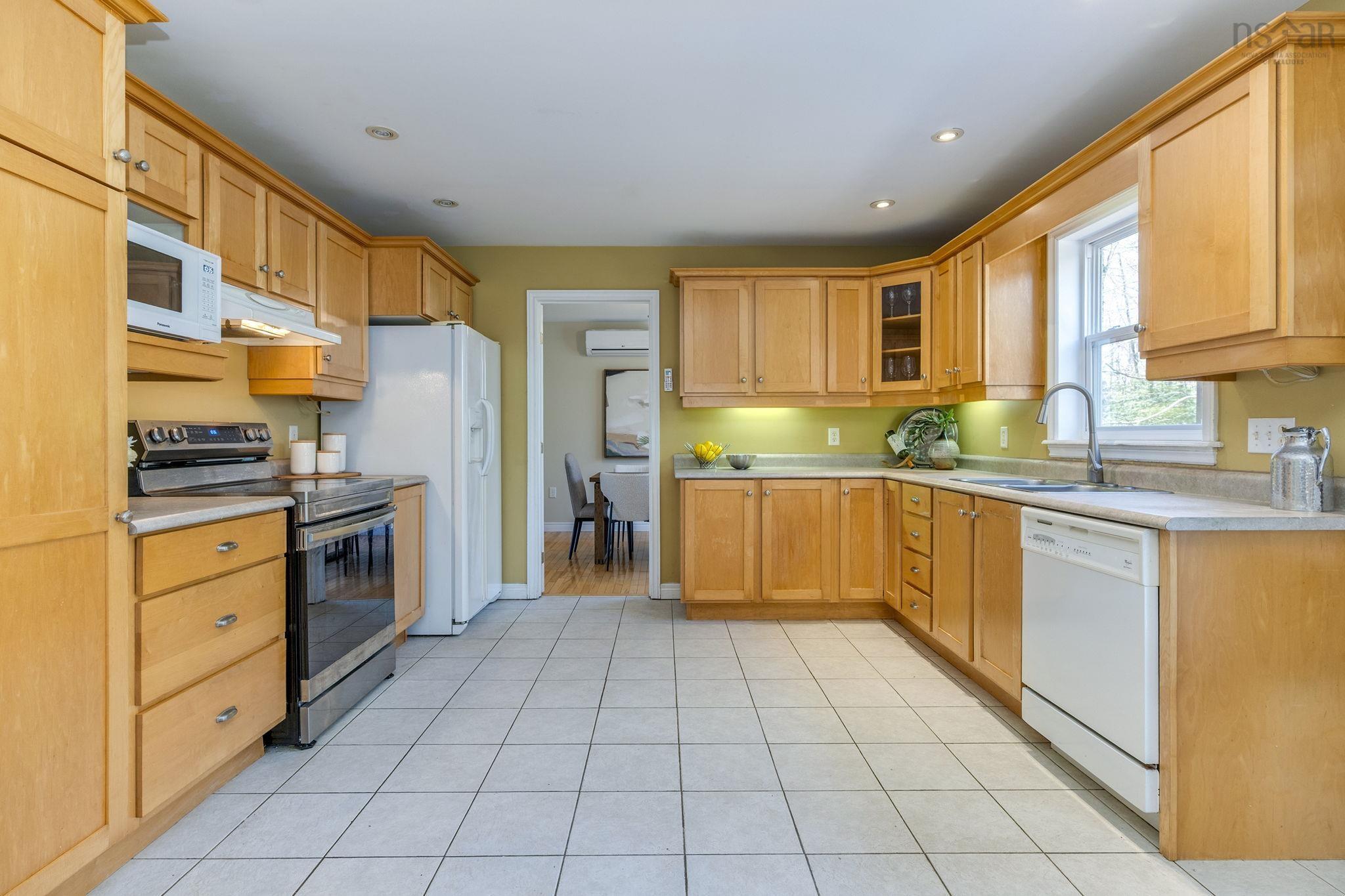 View image 12