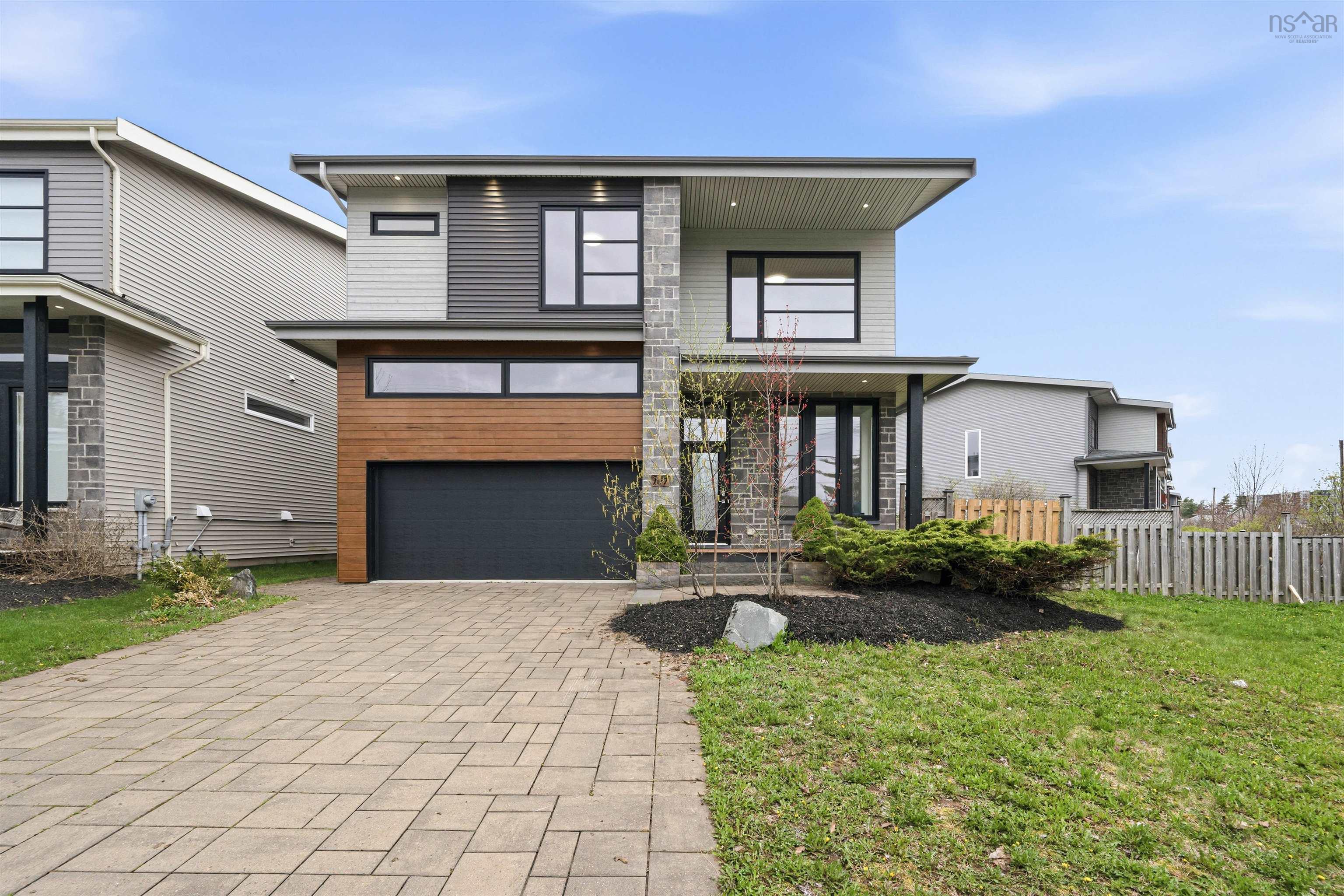 Thumbnail image for 167 Amesbury Gate MLS<sup>®</sup> 202610988