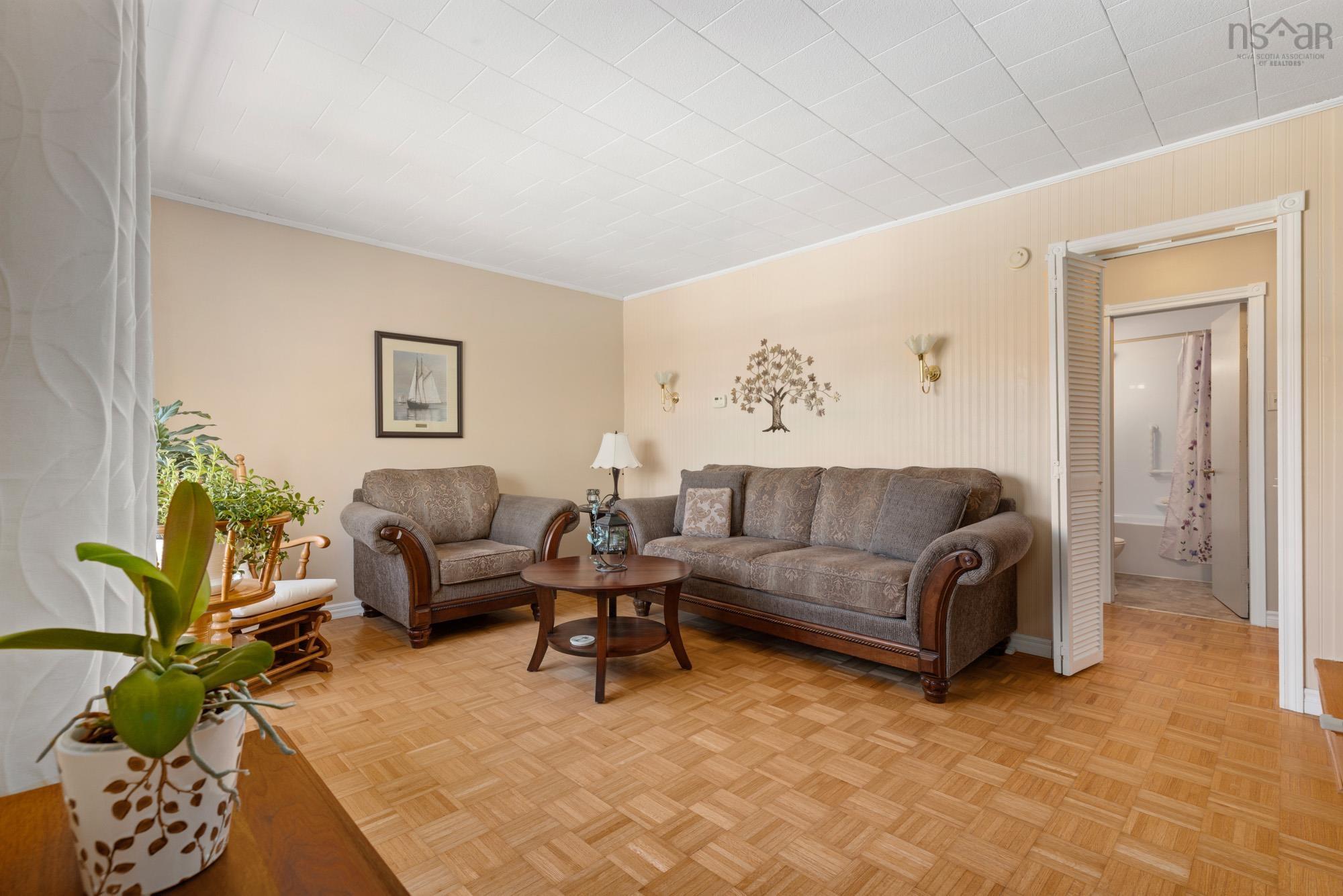 View image 8