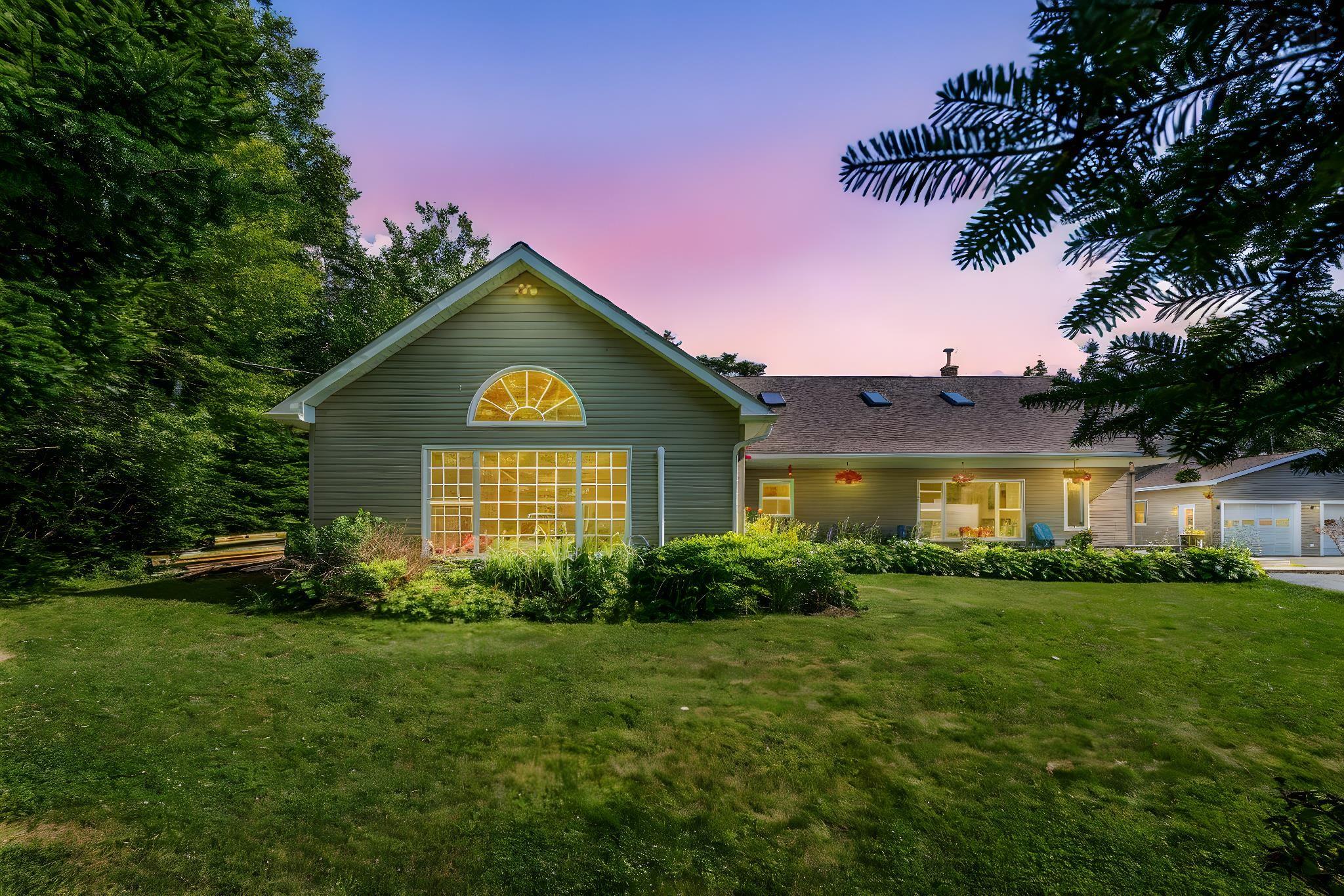 Thumbnail image for 6 Spruce Lane MLS<sup>®</sup> 202611053