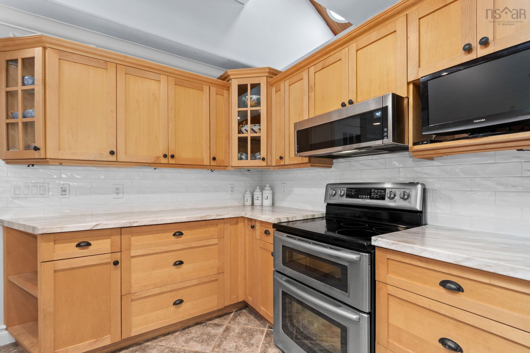 View image 12