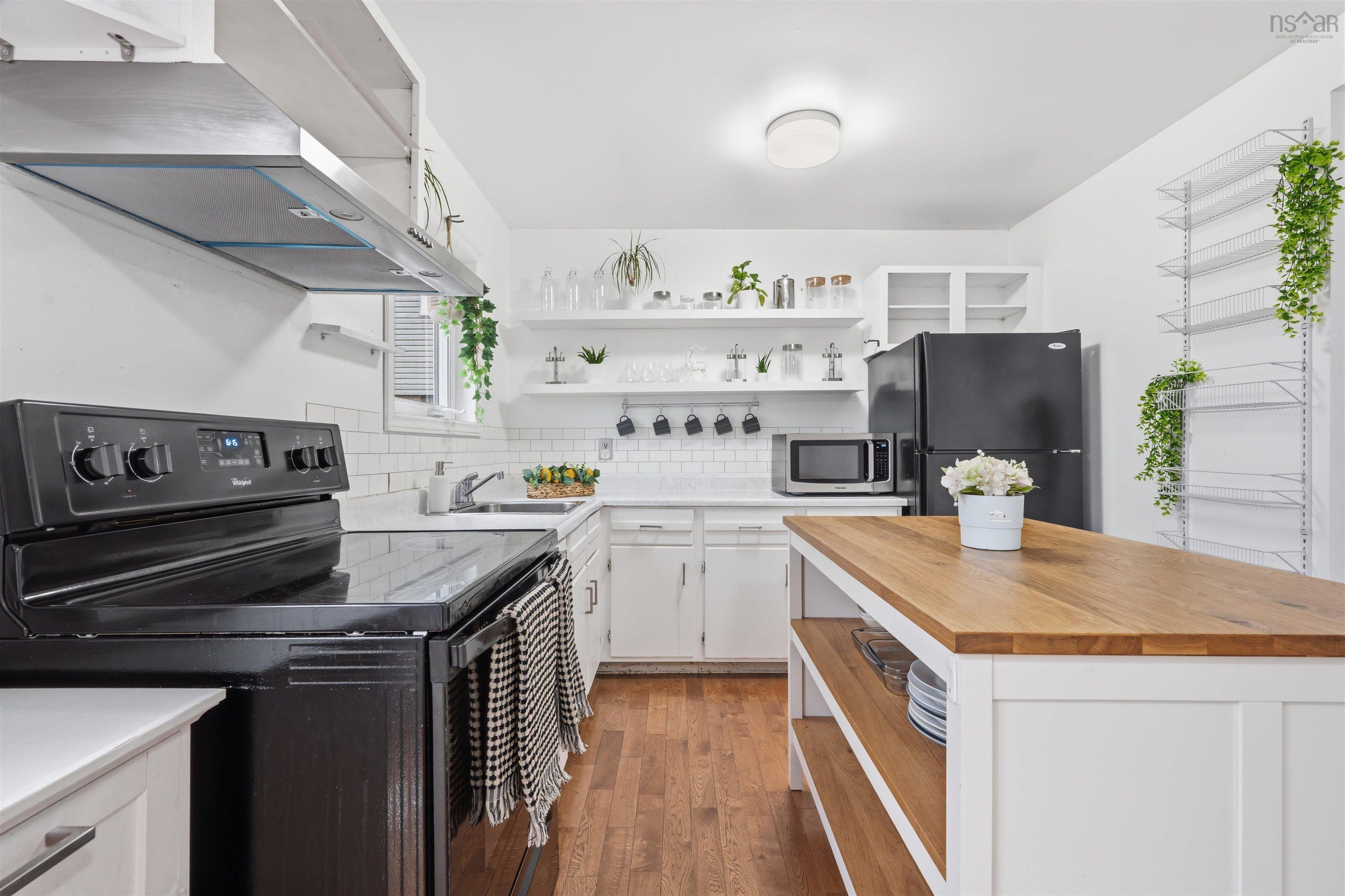 View image 12