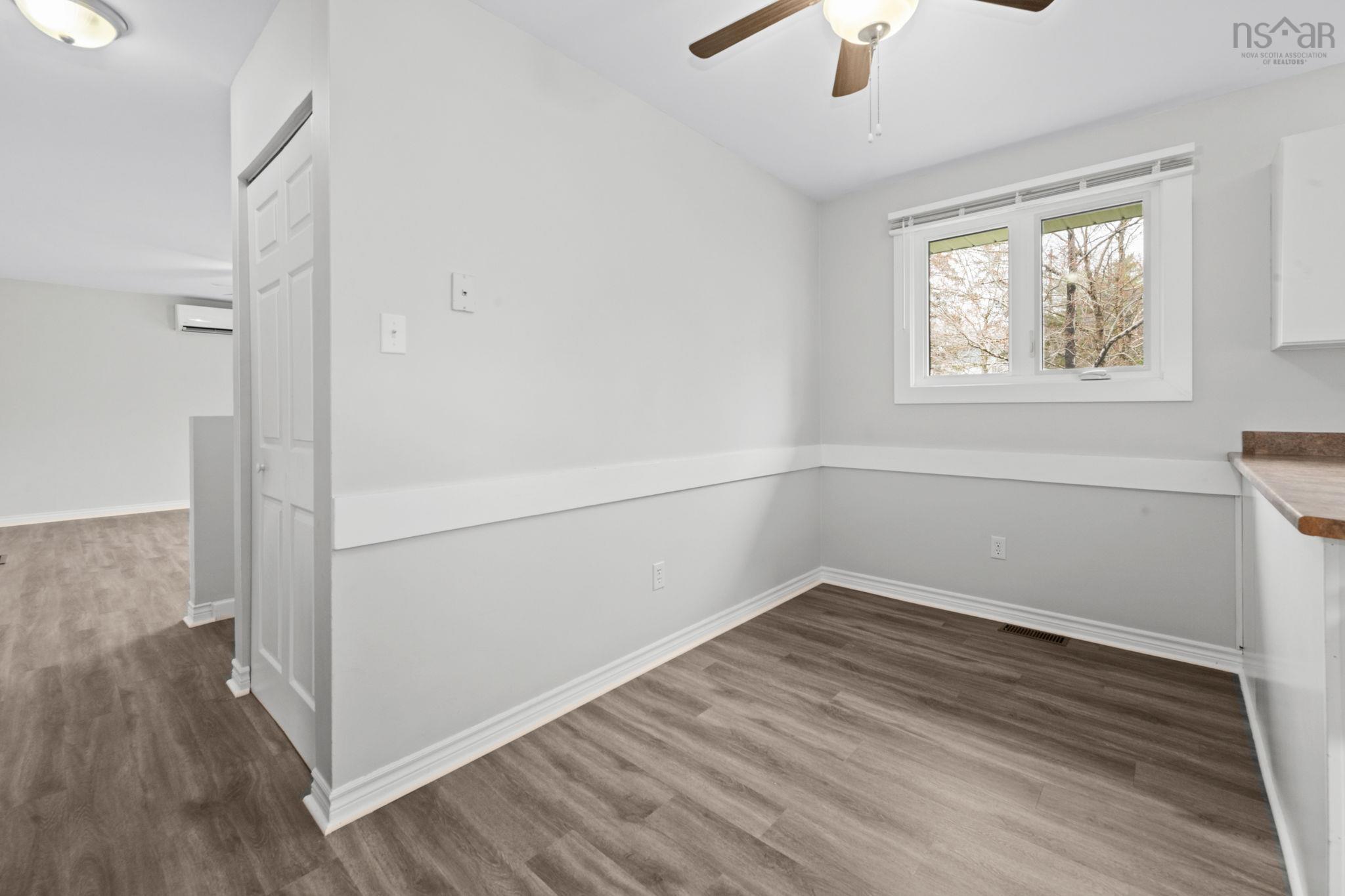 View image 12