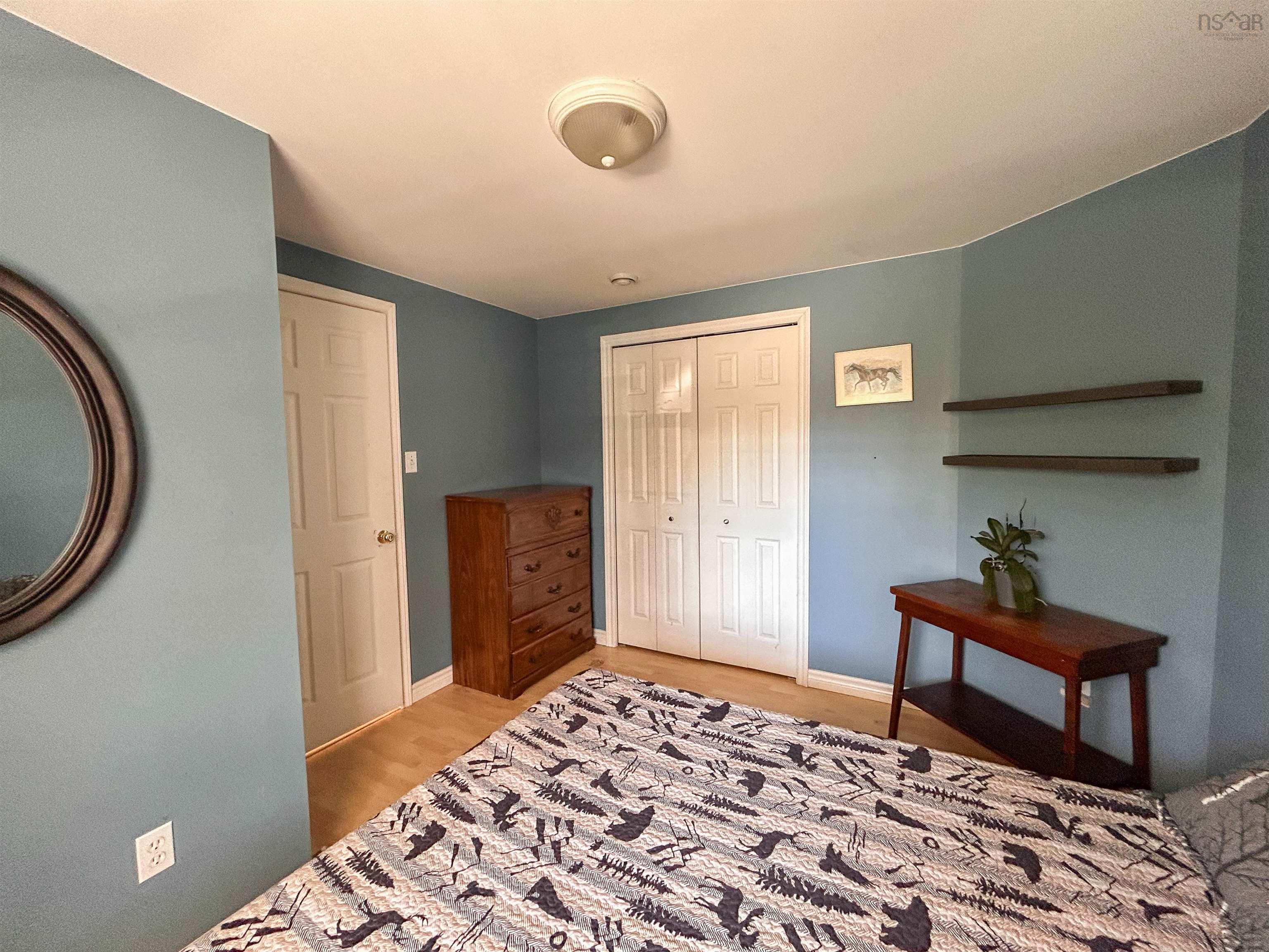 View image 18