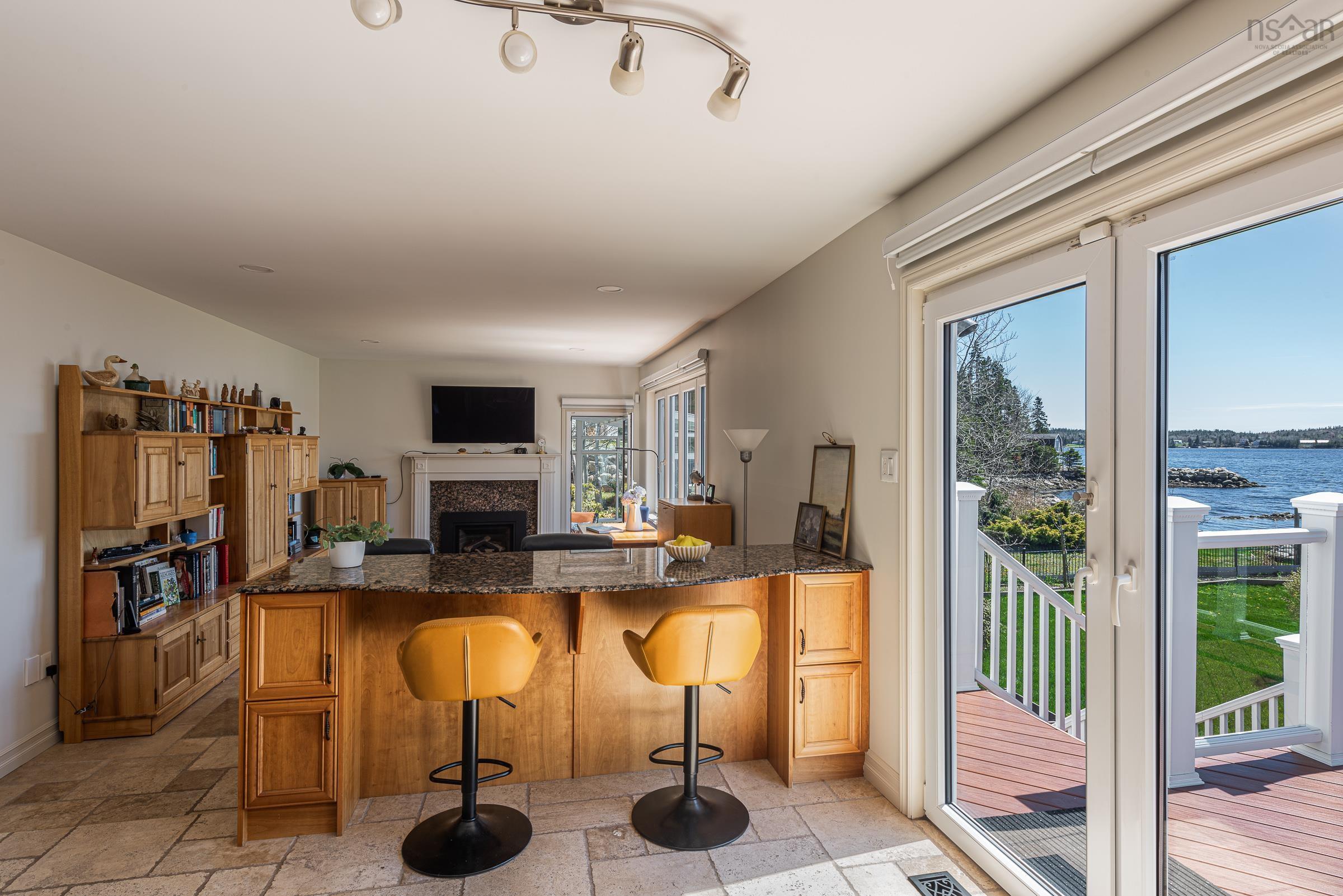 View image 12