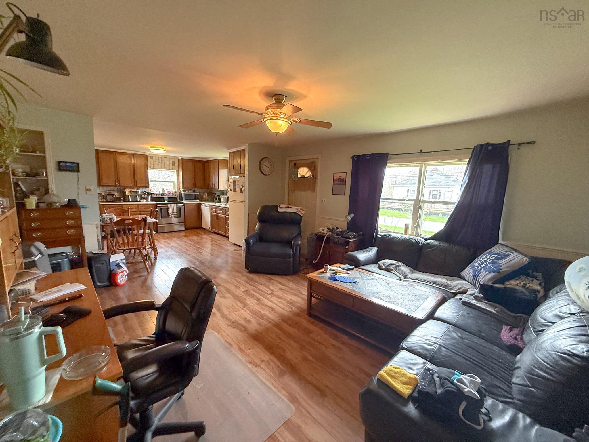 View image 9