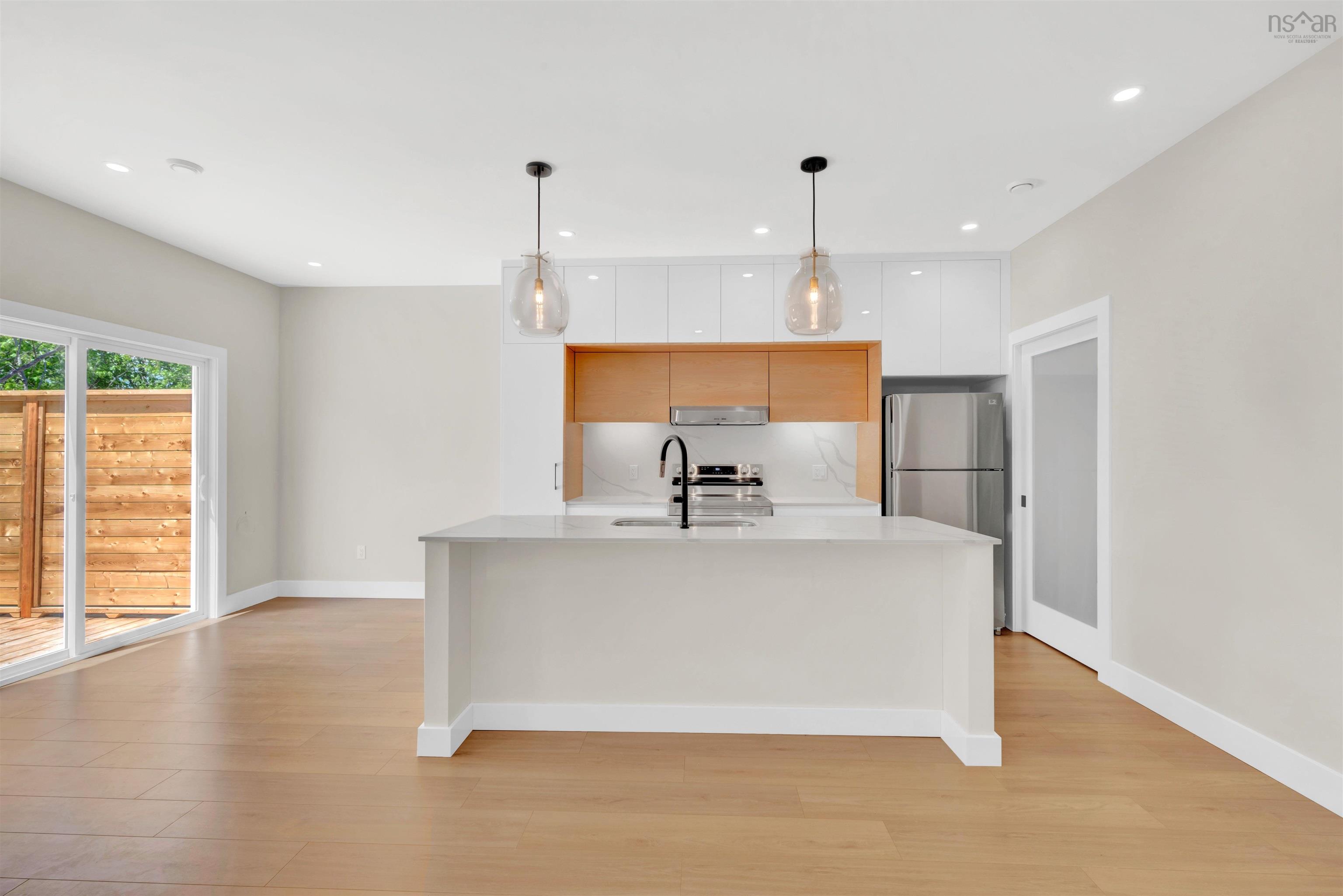 View image 12