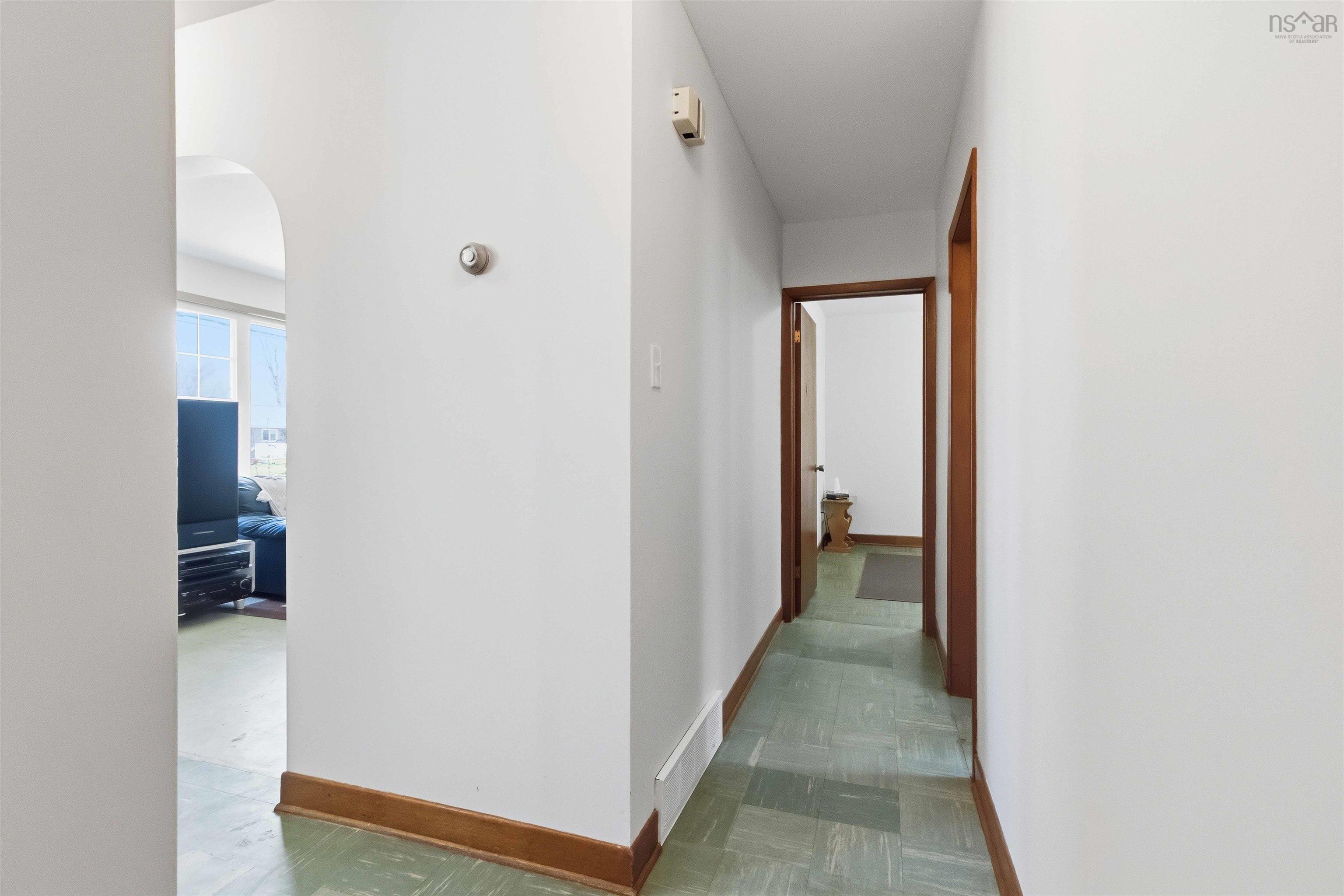 View image 18
