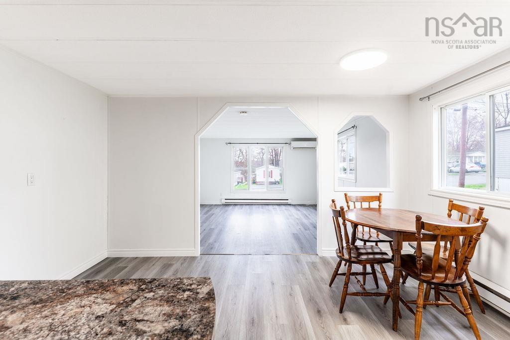 View image 18