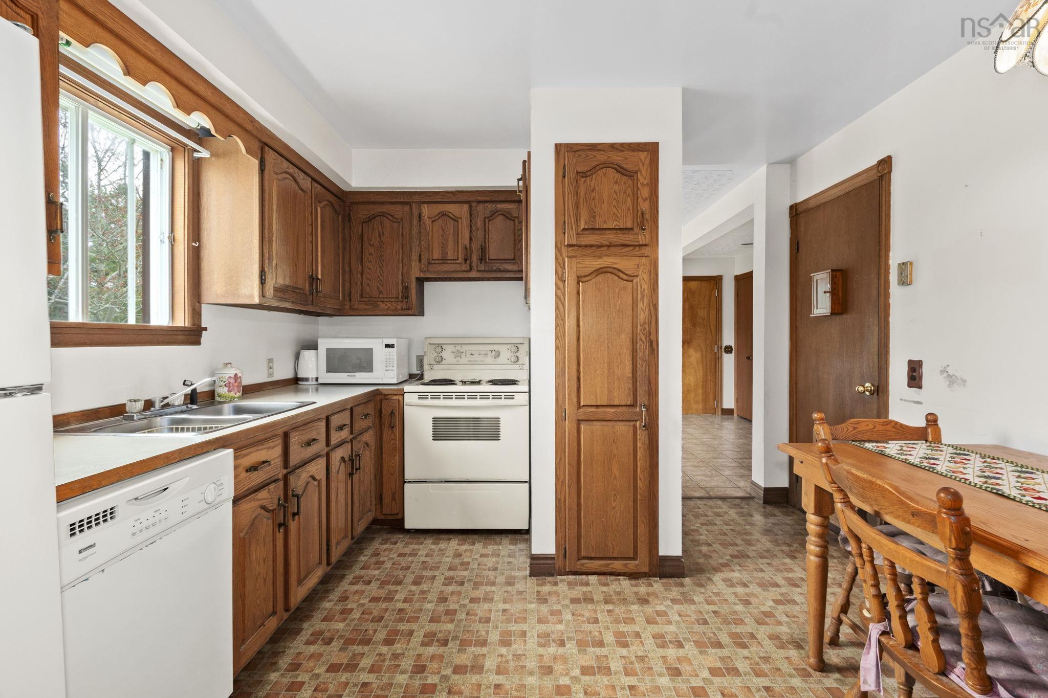 View image 11