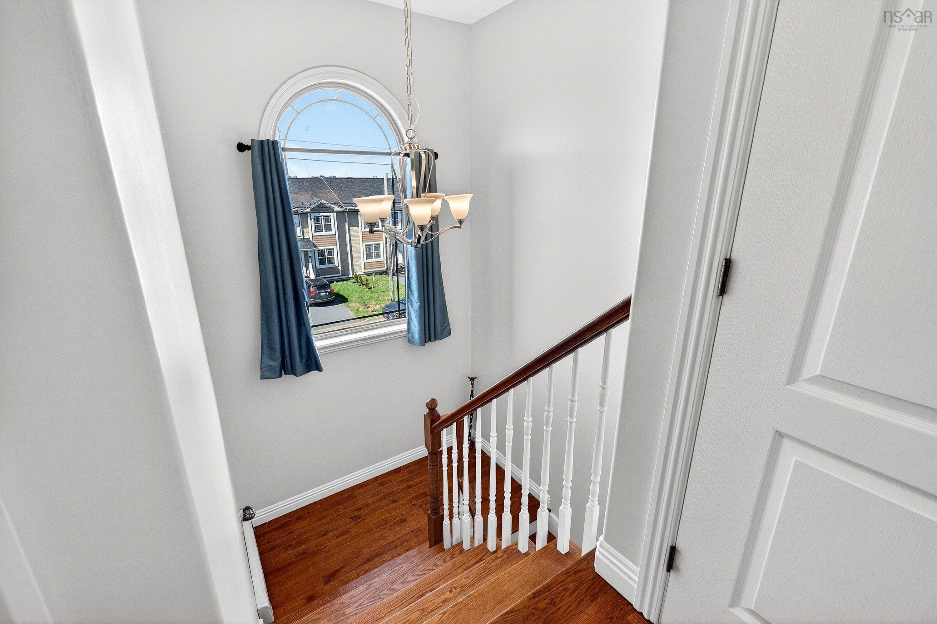 View image 18