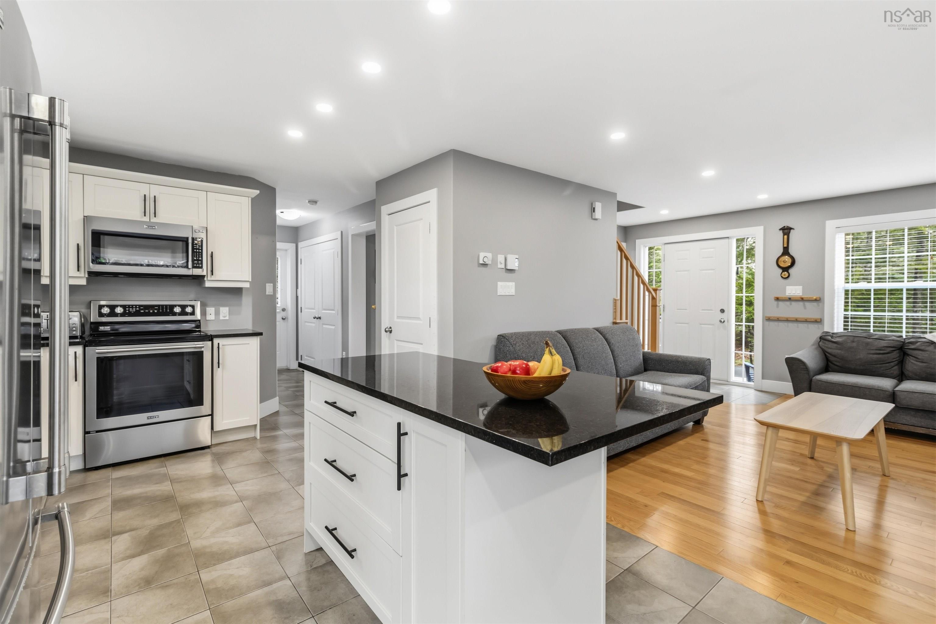 View image 11