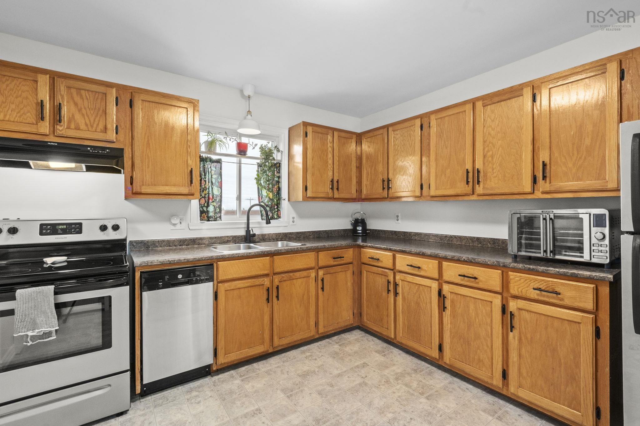 View image 12