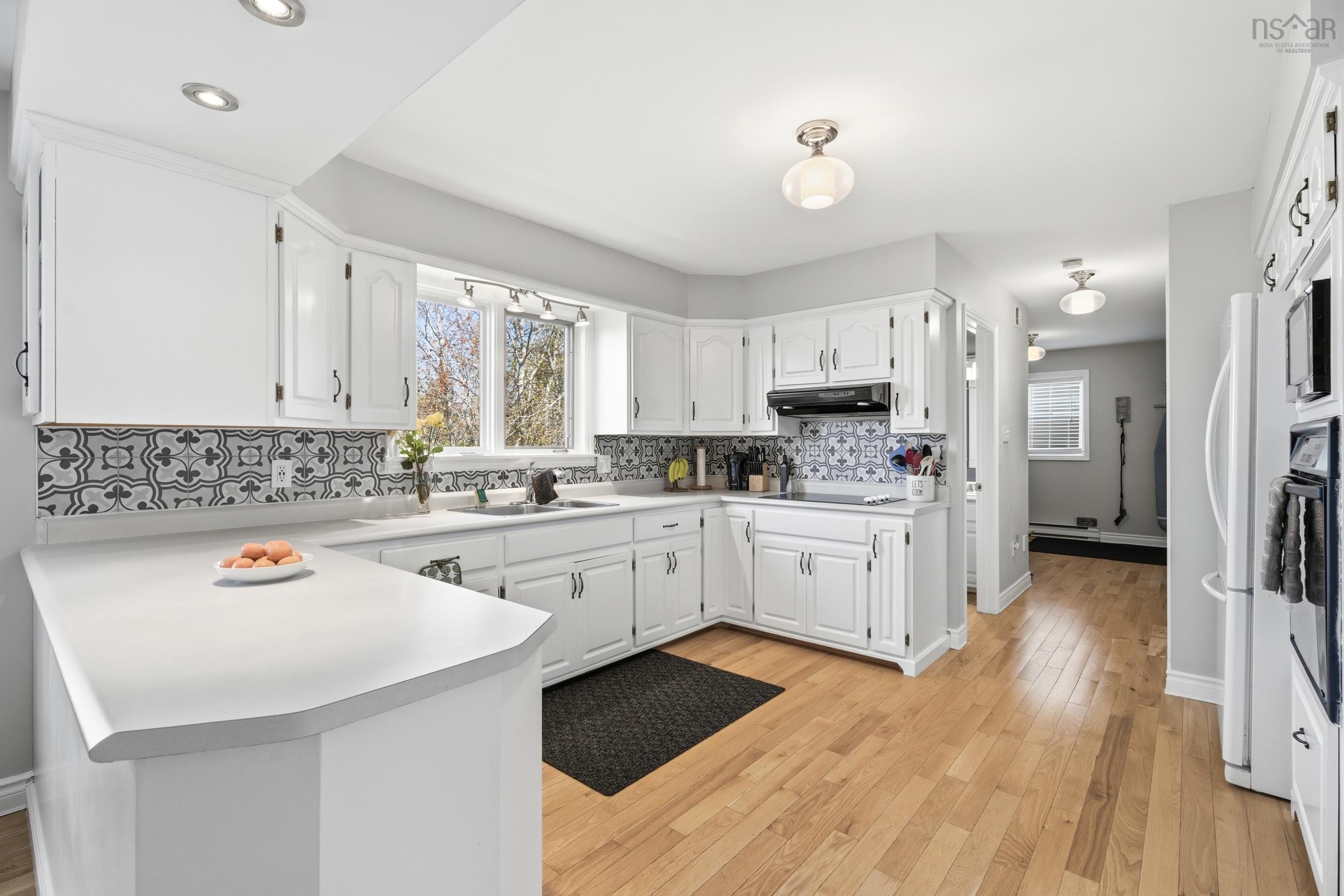 View image 10