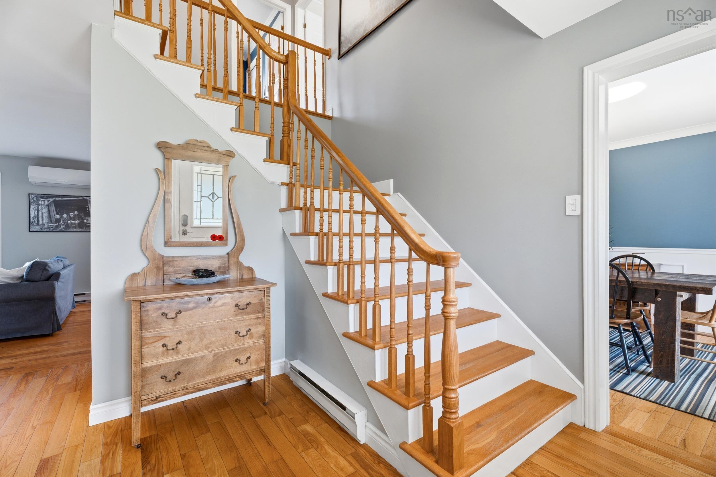 View image 9