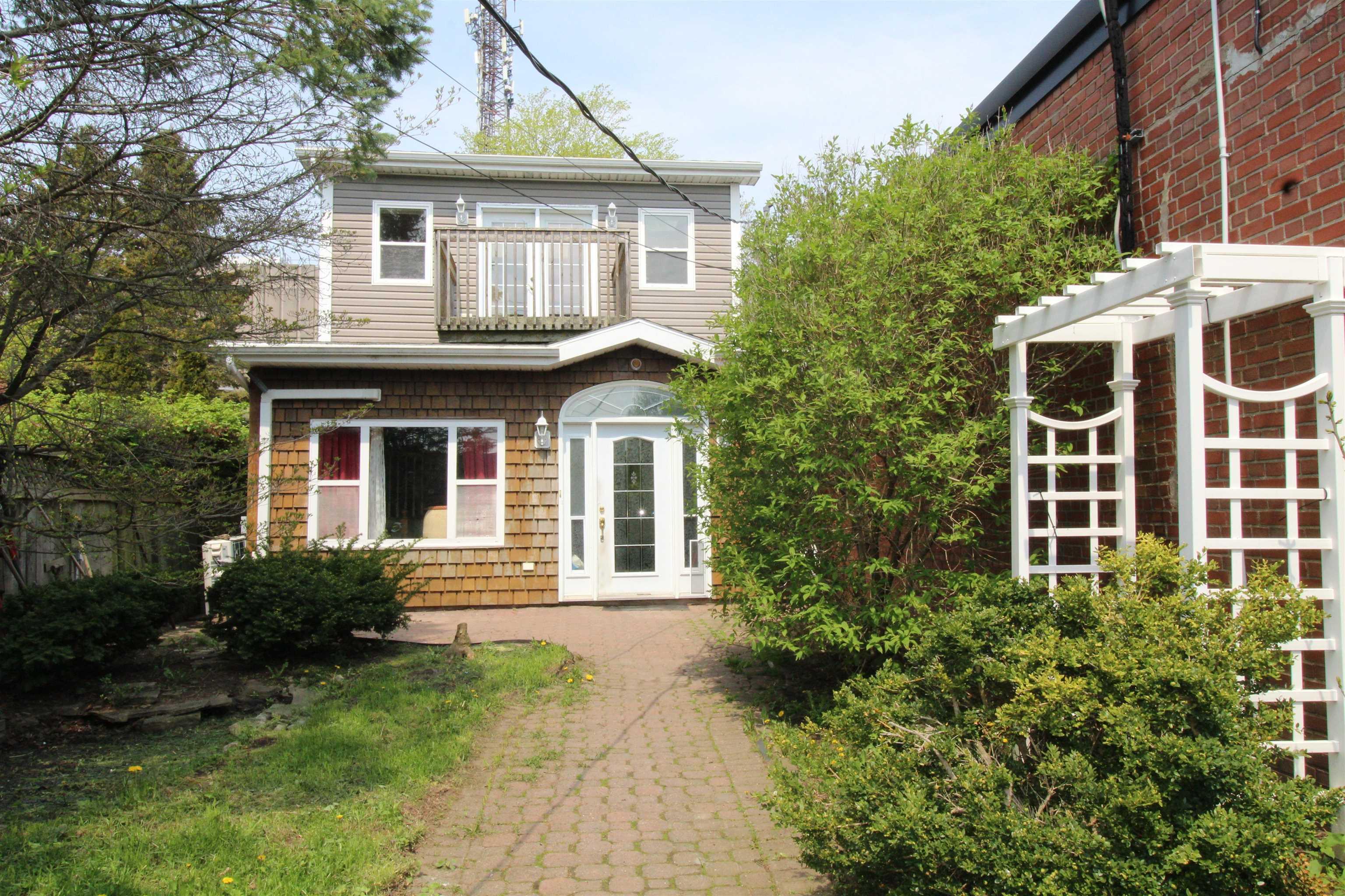 Thumbnail image for 5789 Charles Street MLS<sup>®</sup> 202611319