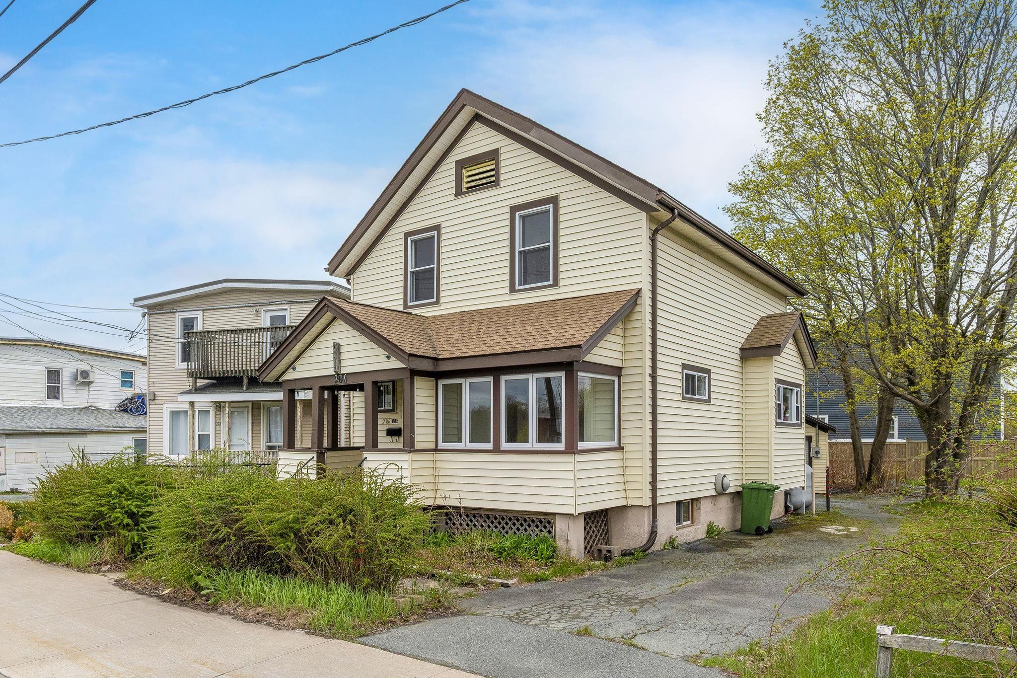 Thumbnail image for 206 Pleasant Street MLS<sup>®</sup> 202611332