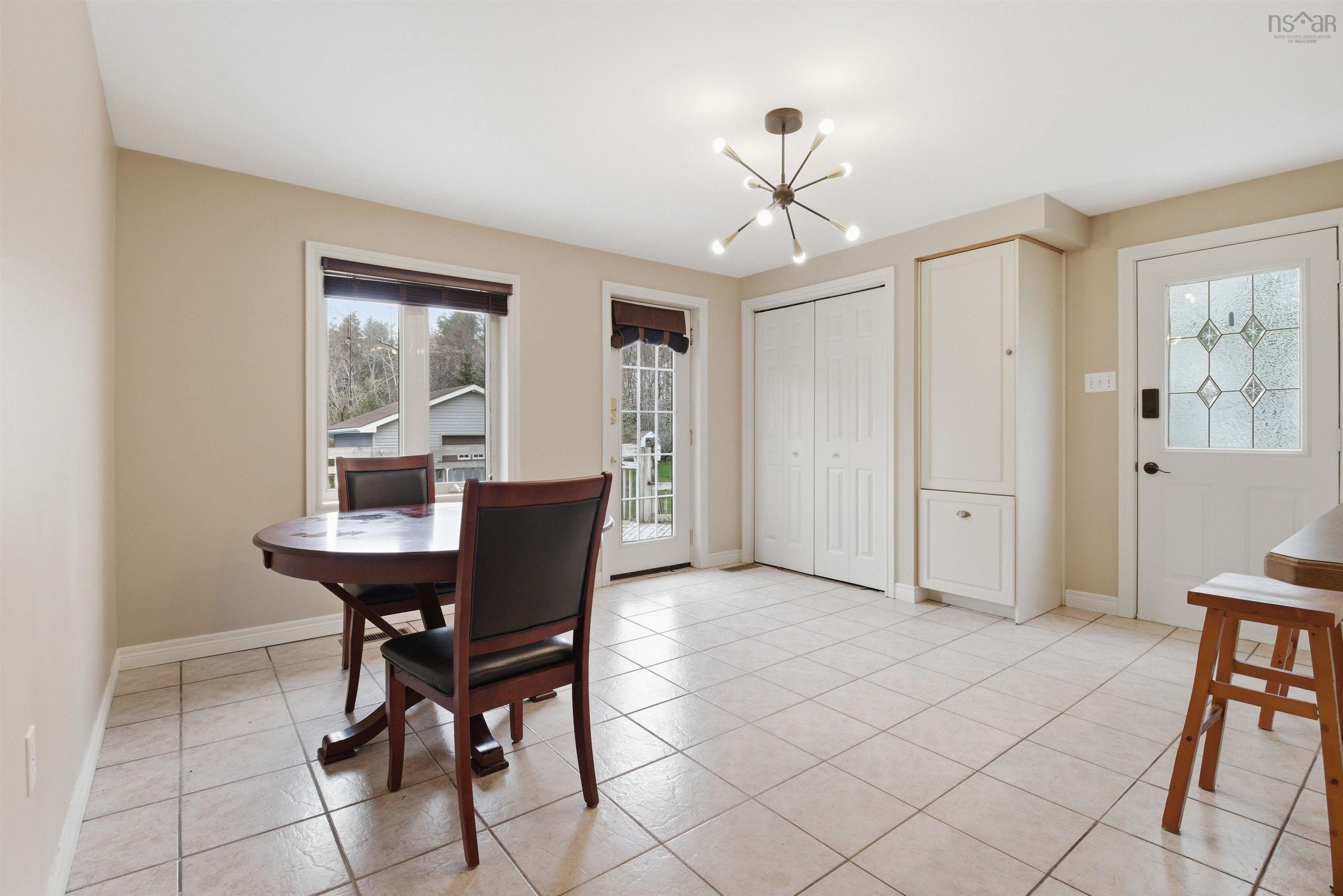 View image 11