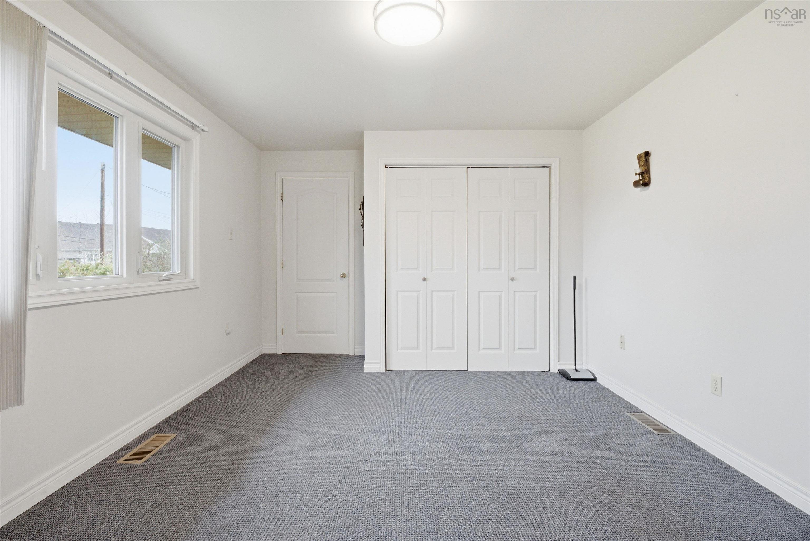 View image 18