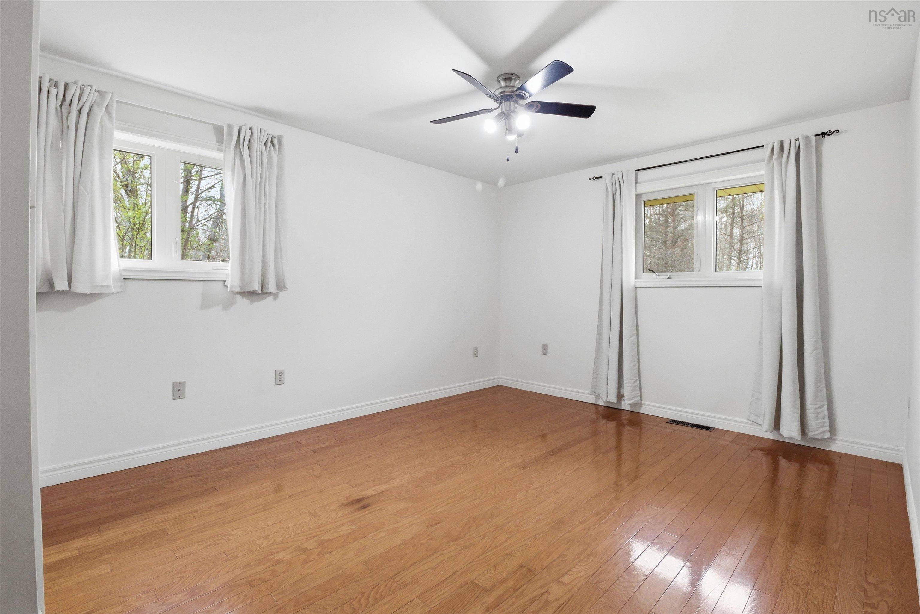 View image 19