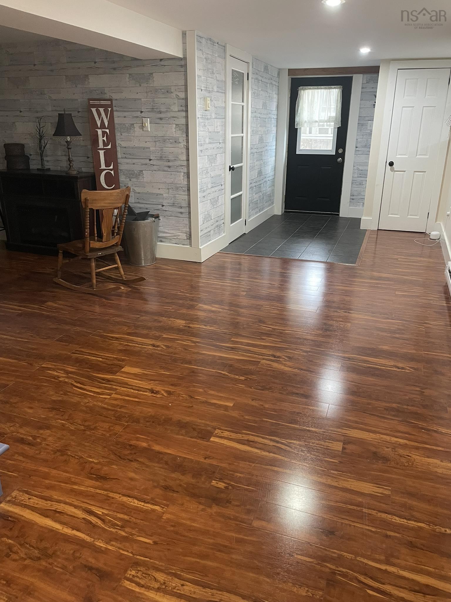 View image 11