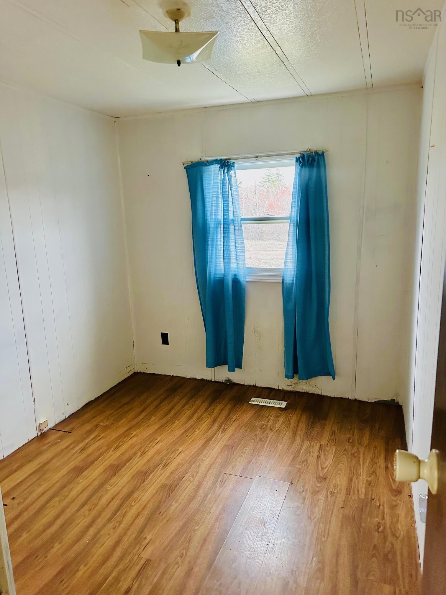 View image 17