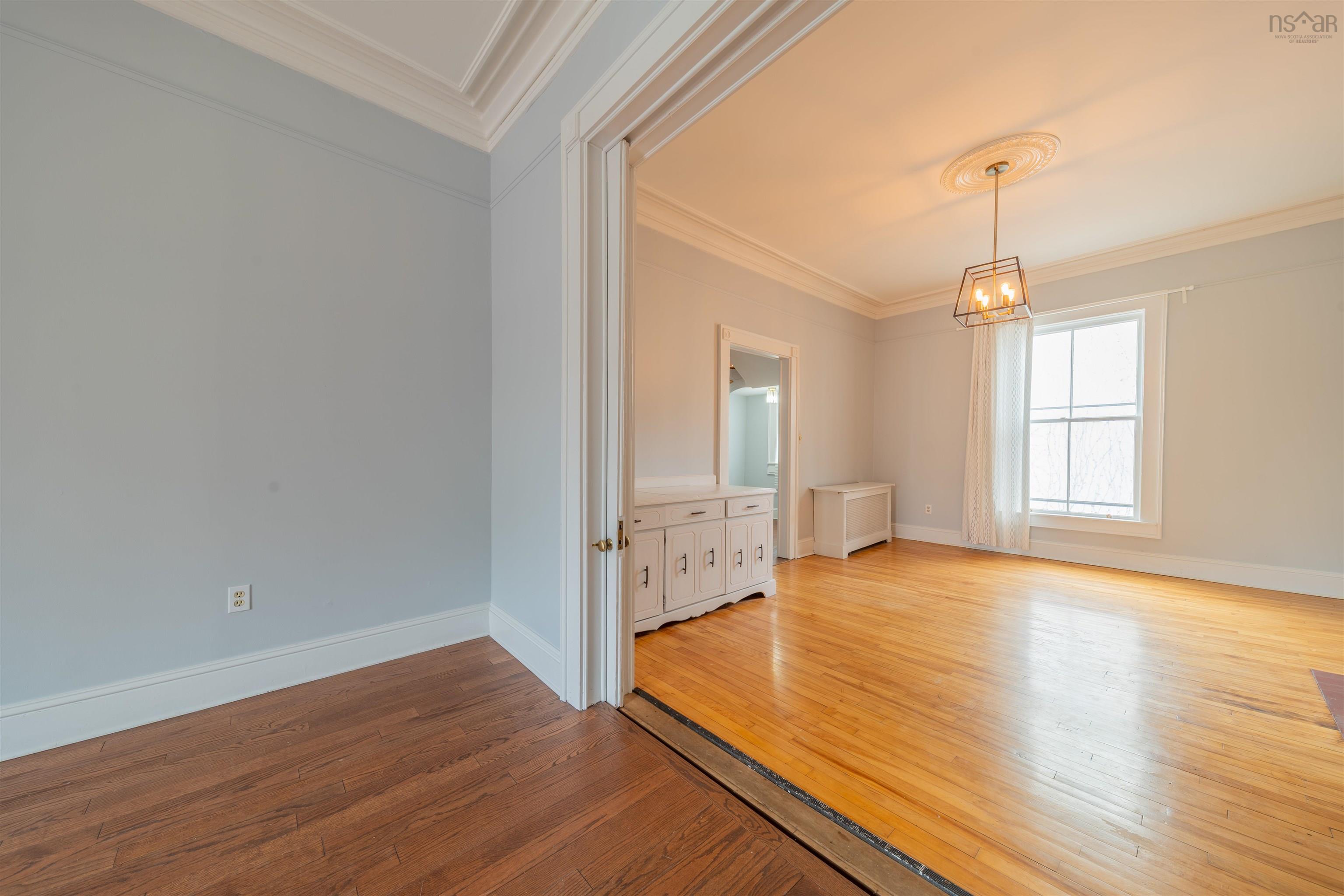 View image 9