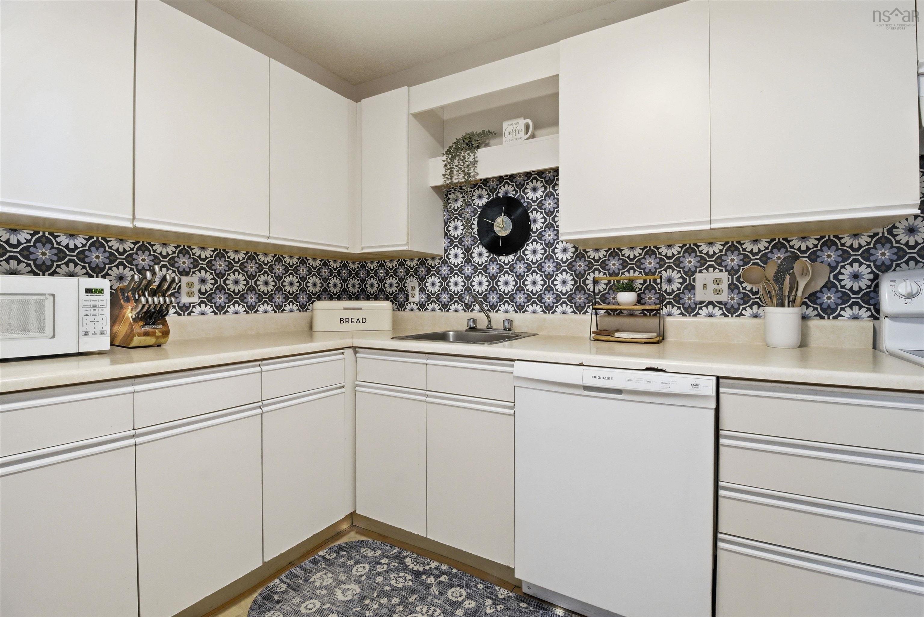 View image 10