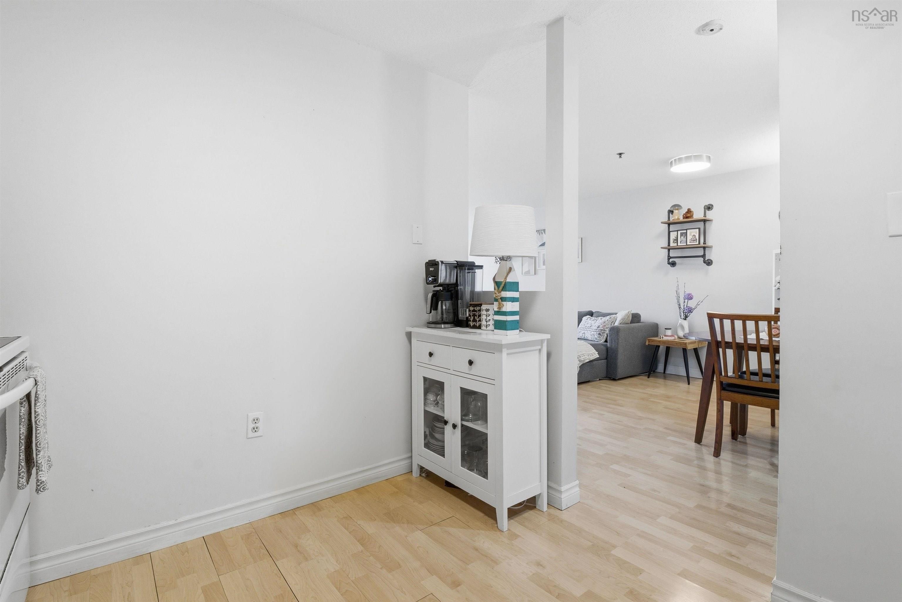 View image 12