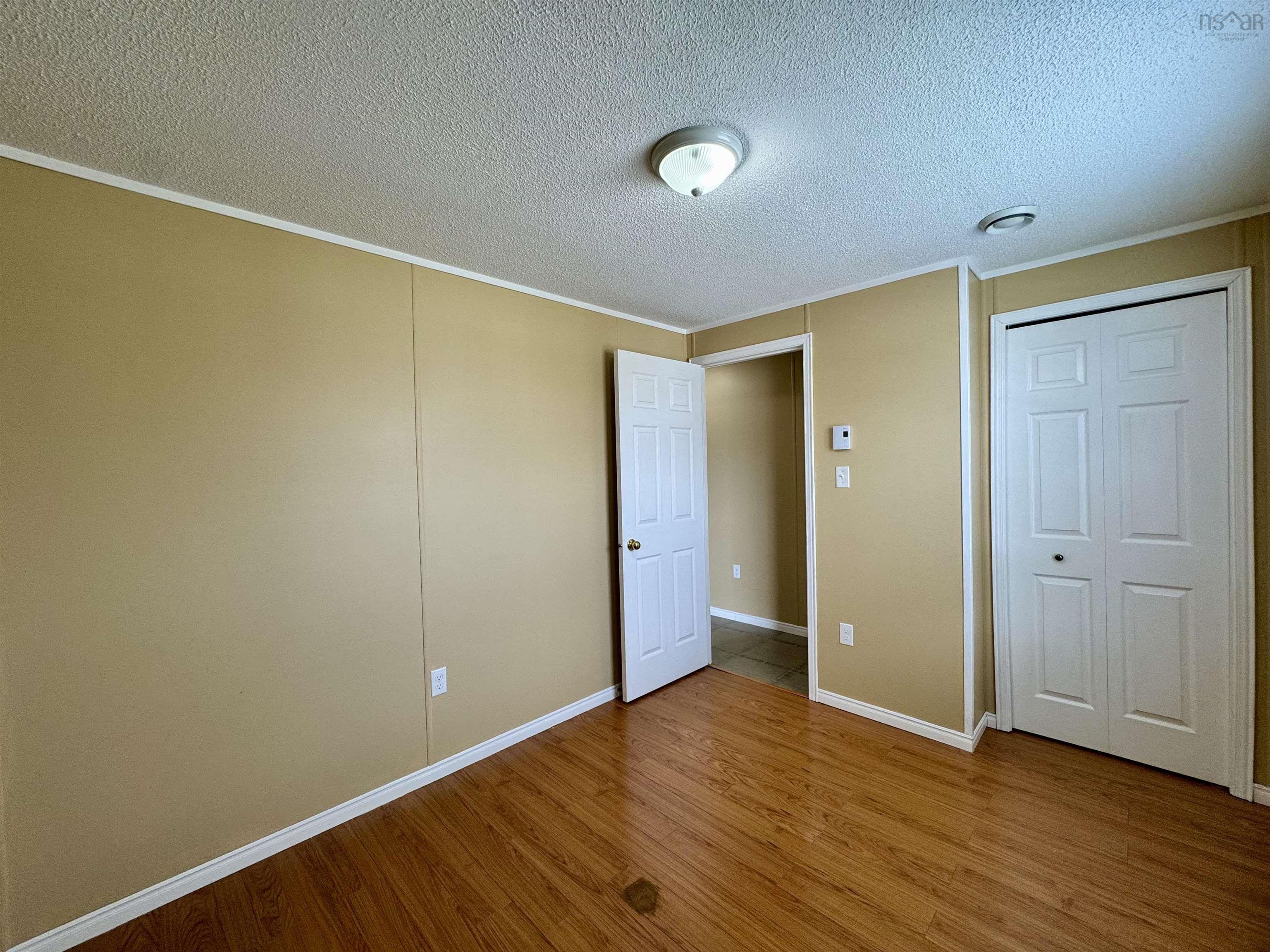 View image 25