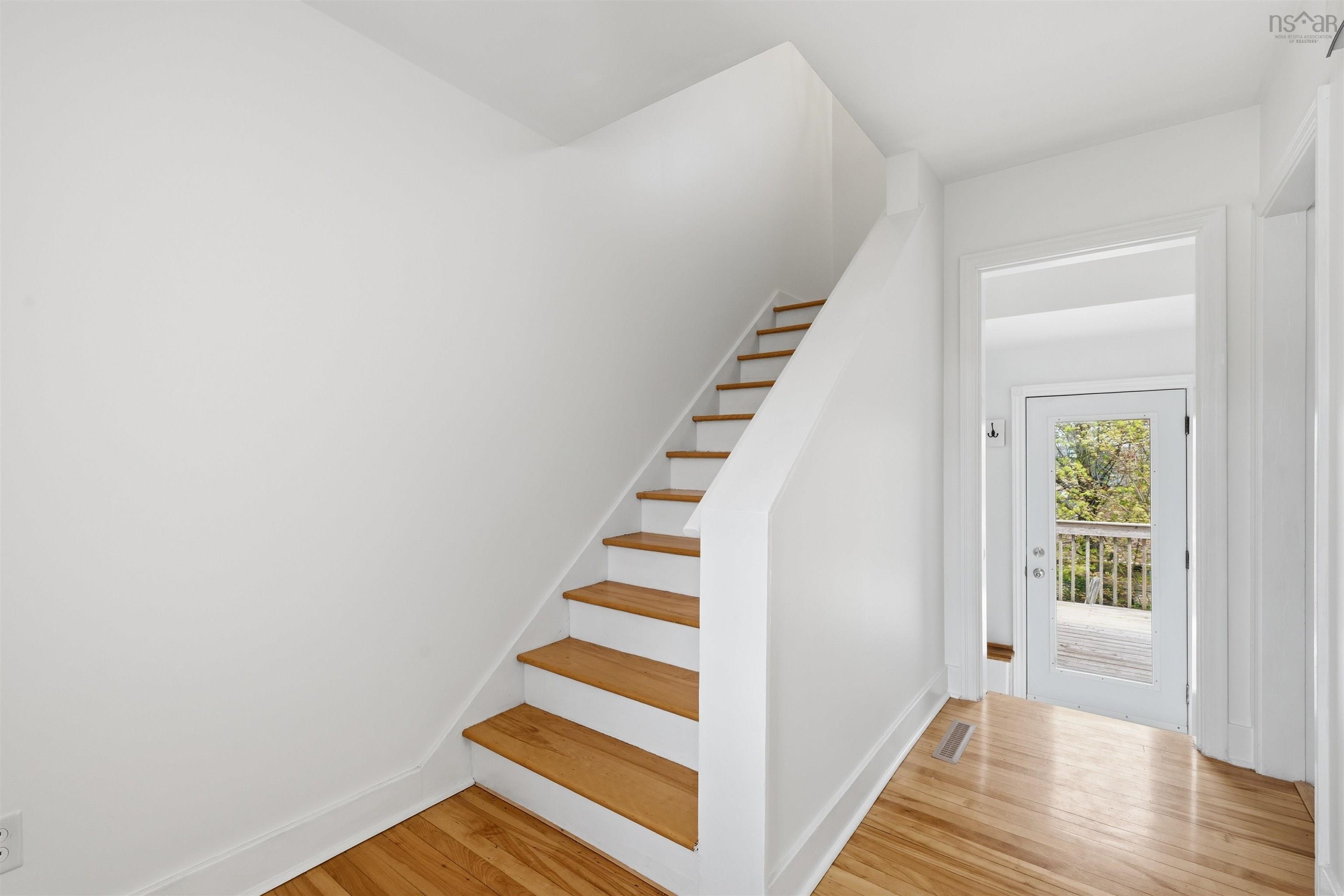 View image 12