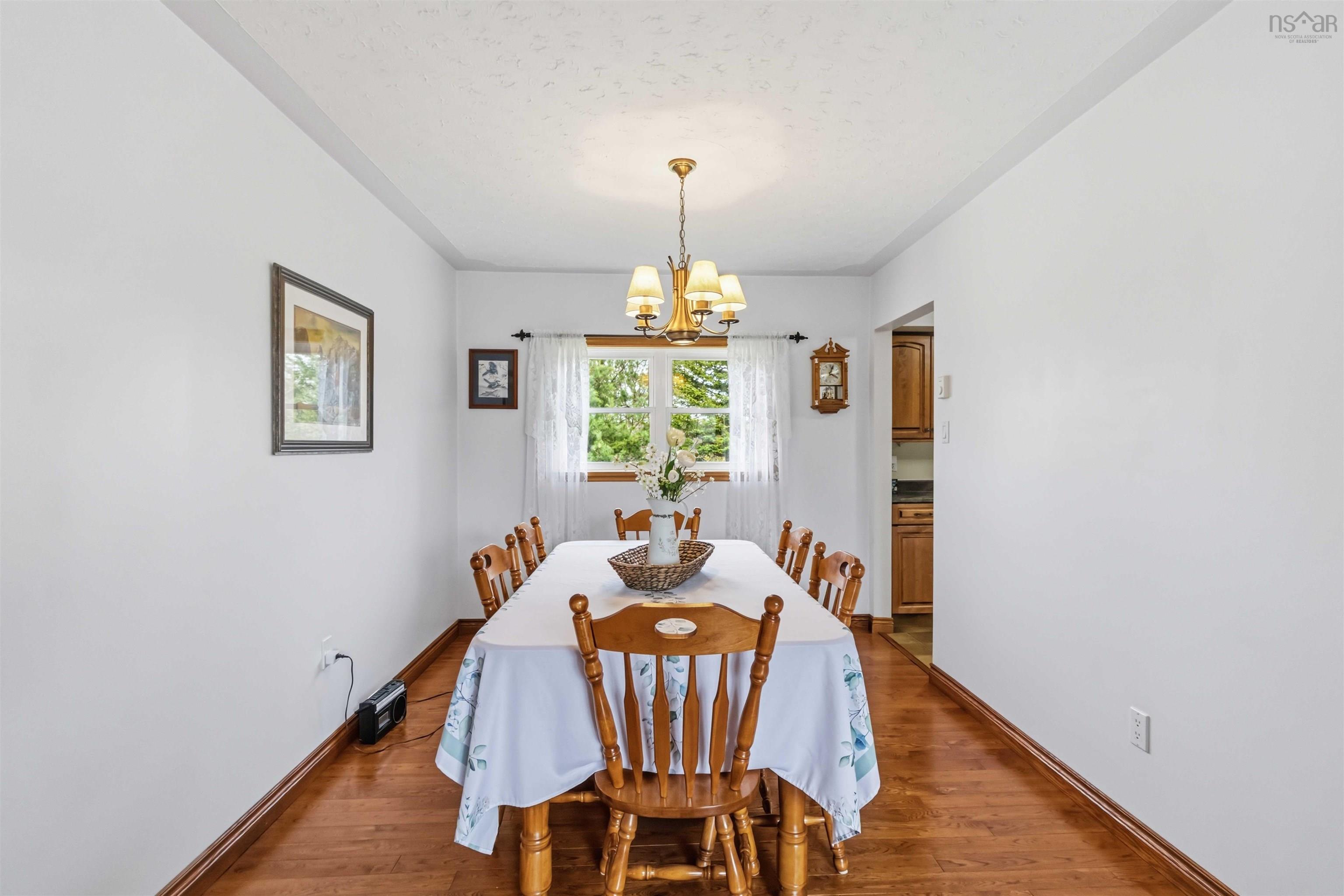 View image 18