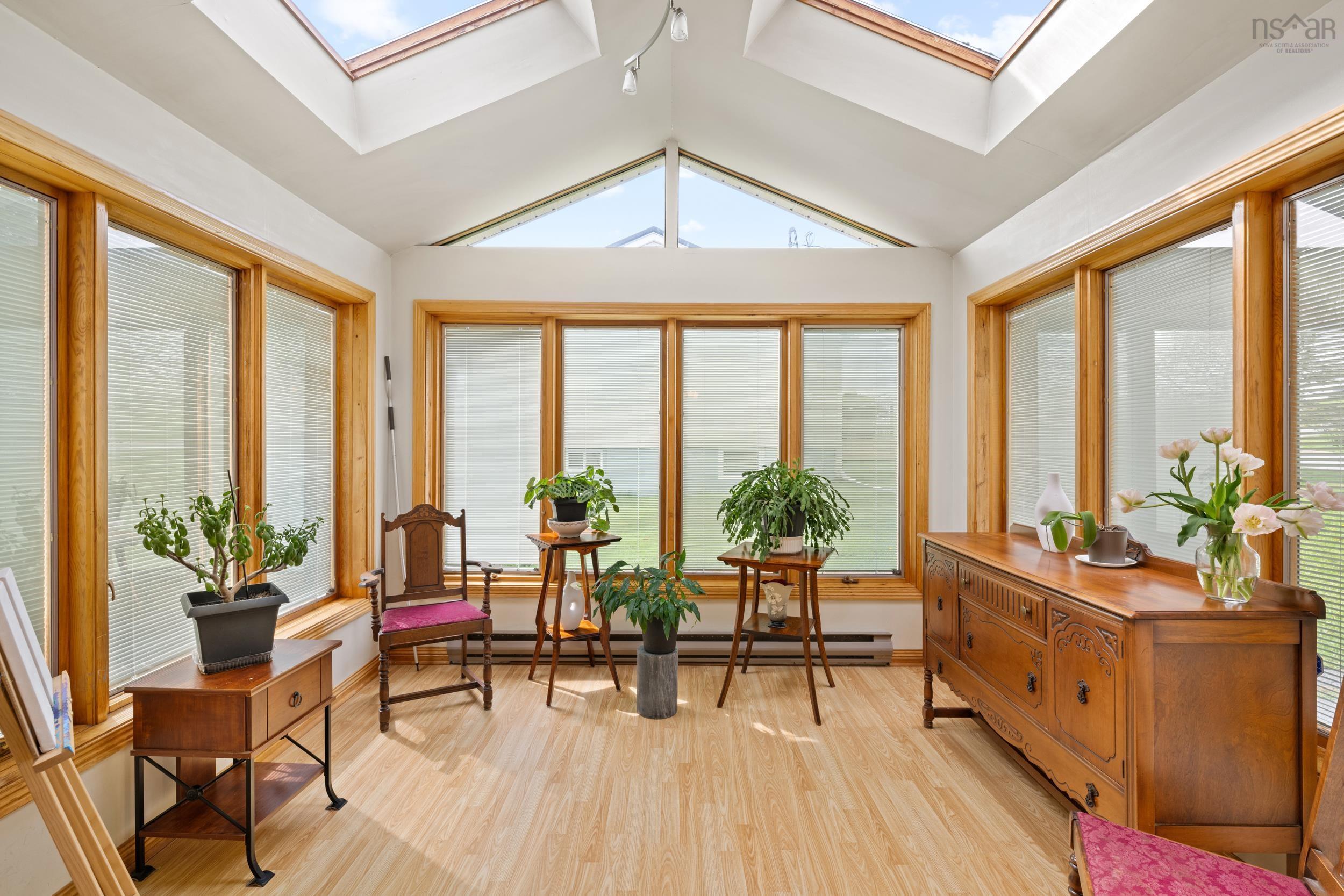 View image 11