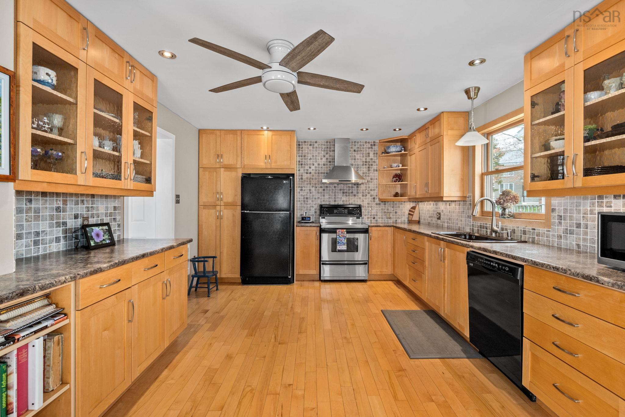 View image 8