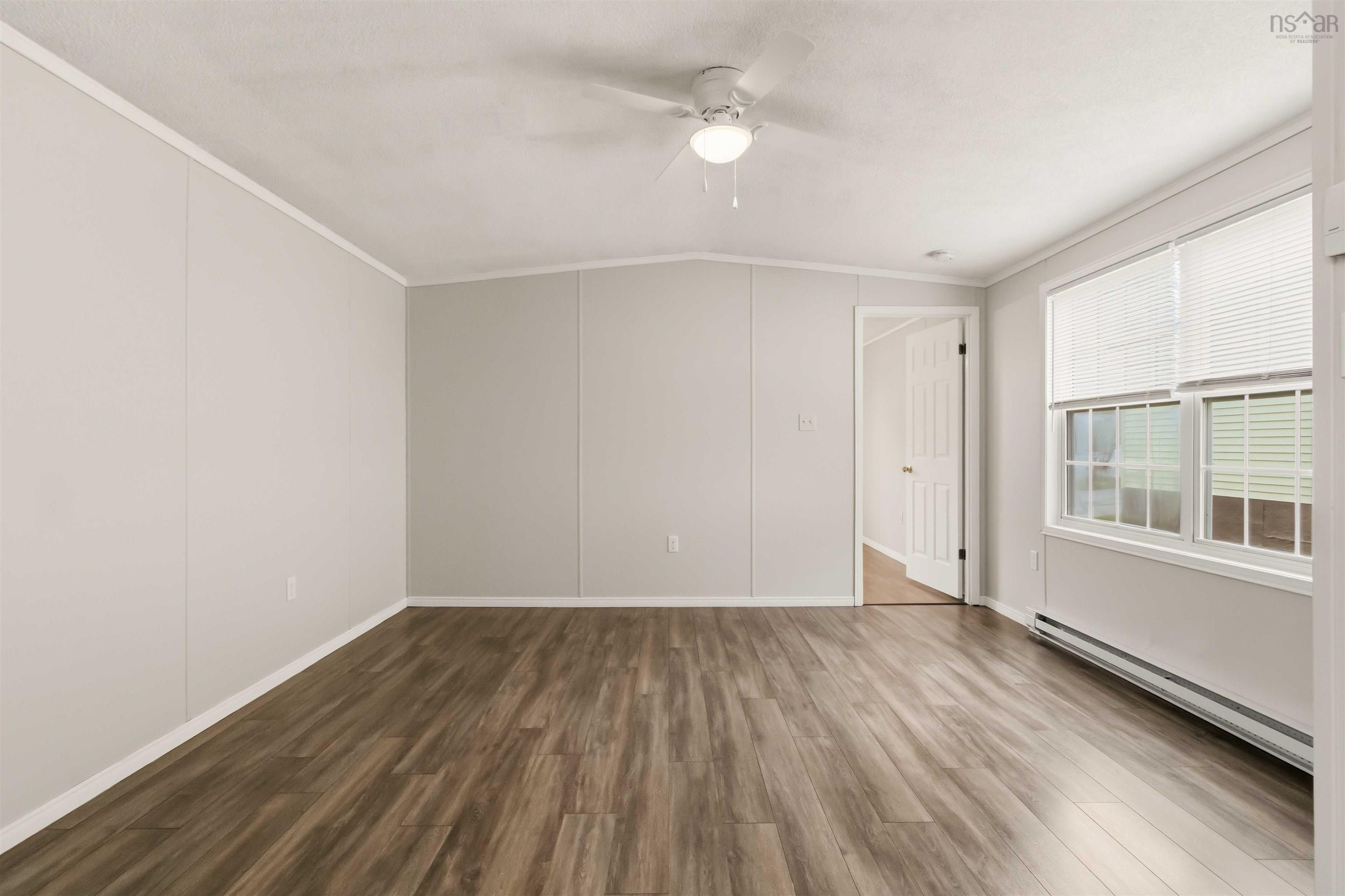 View image 12