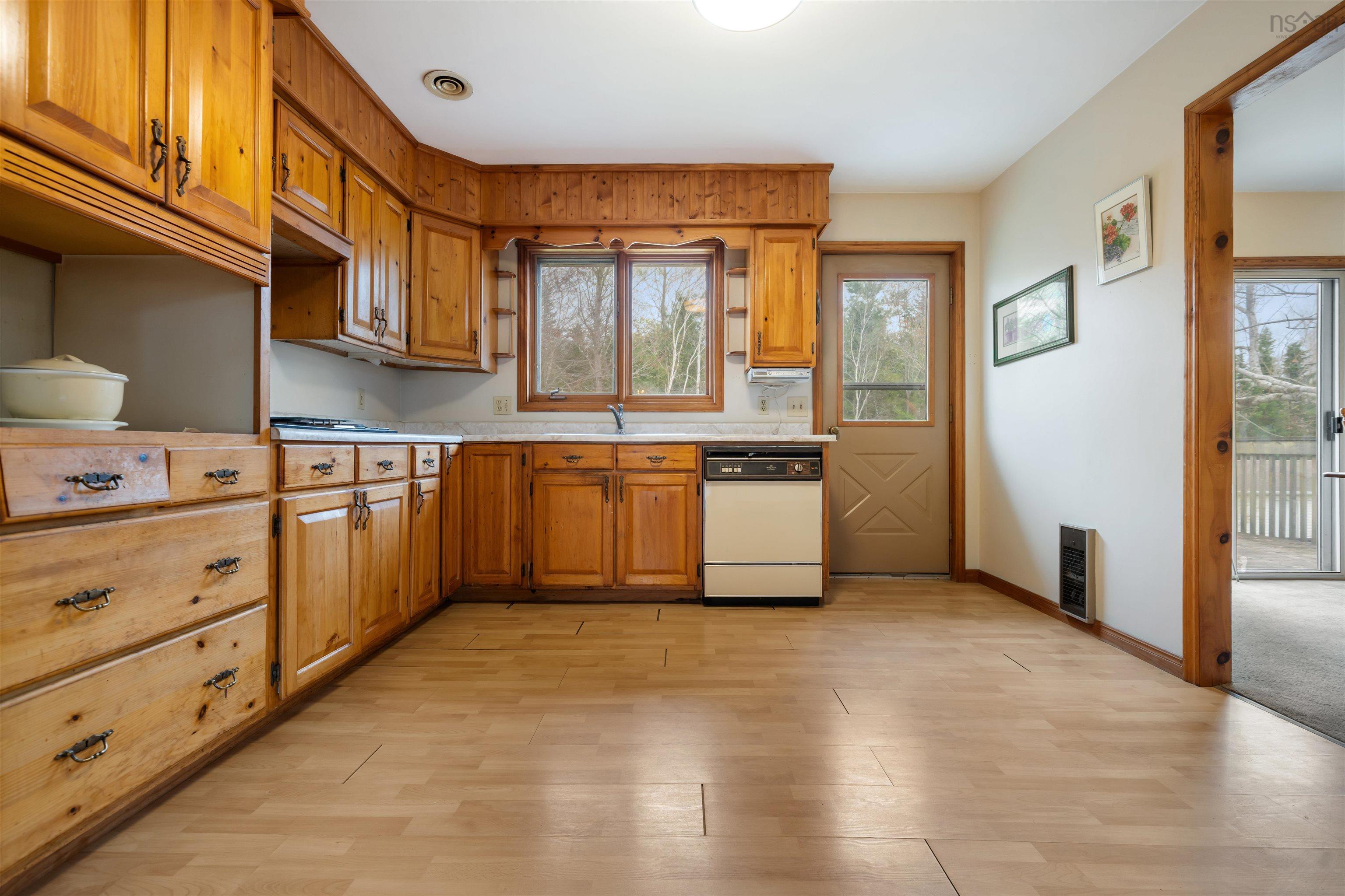 View image 12