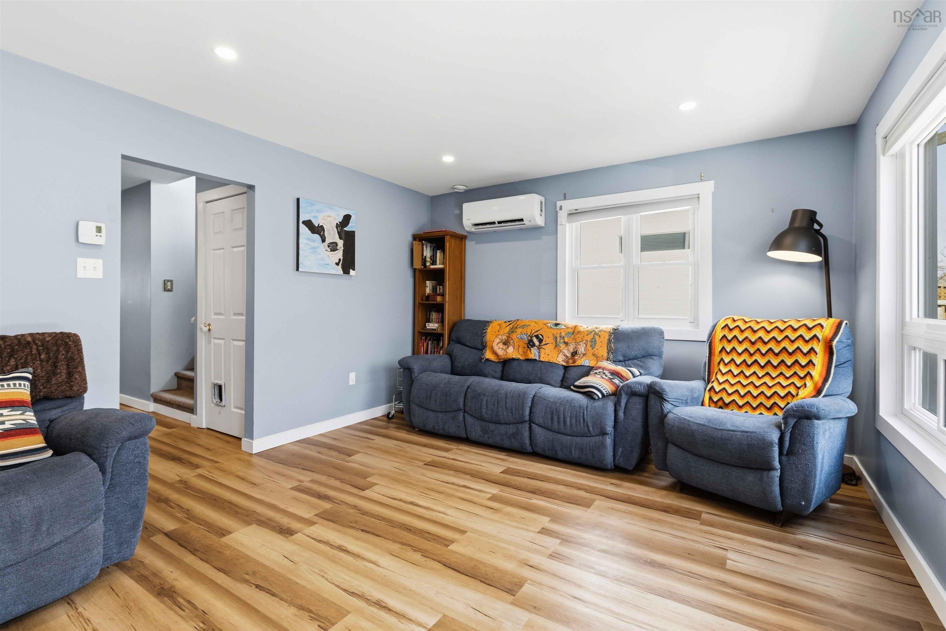 View image 13