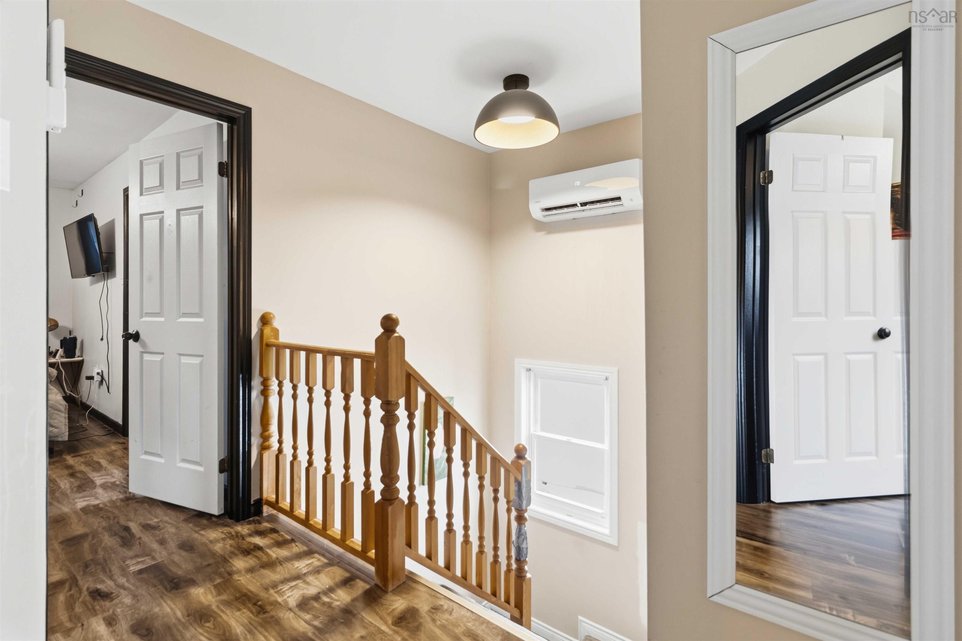 View image 18