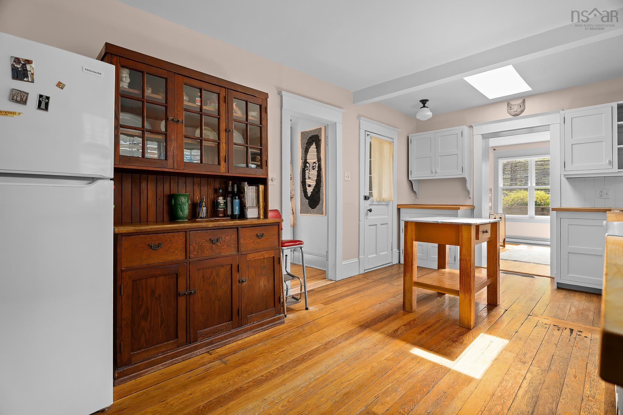 View image 11