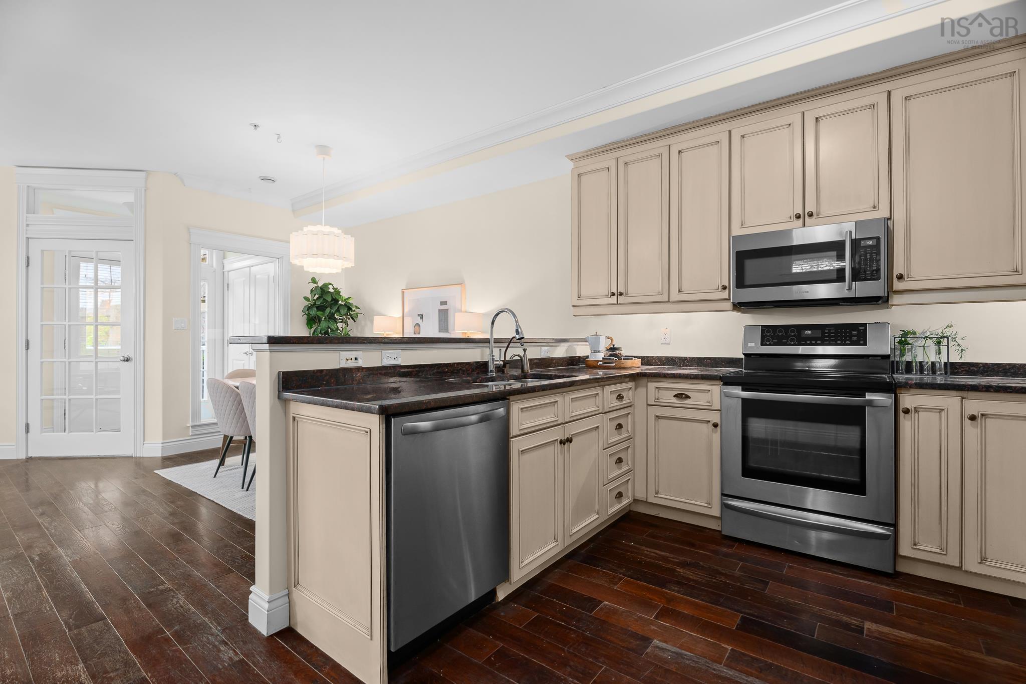 View image 16