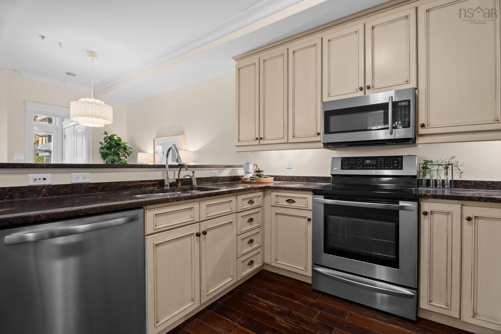 View image 17