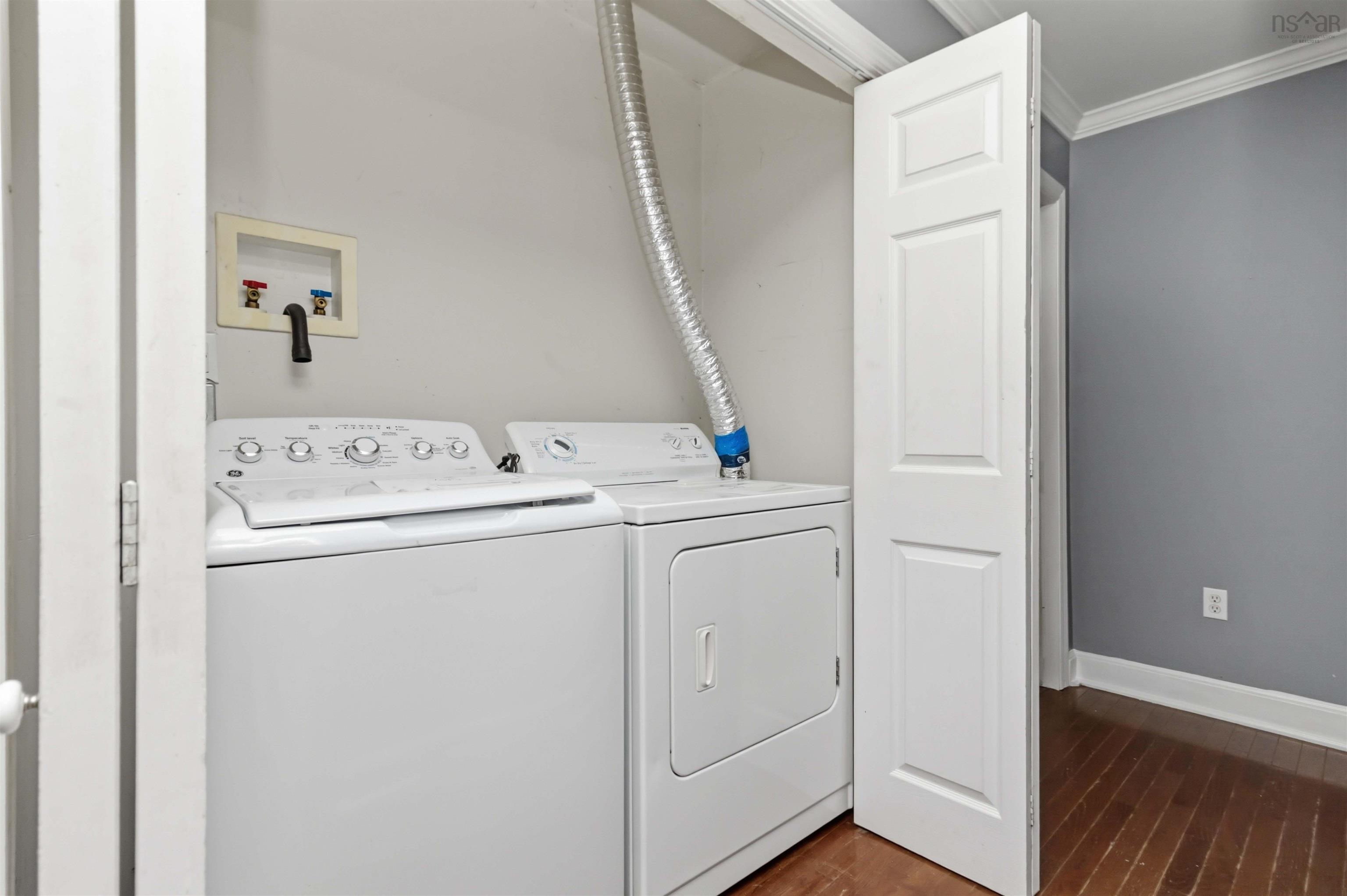 View image 12