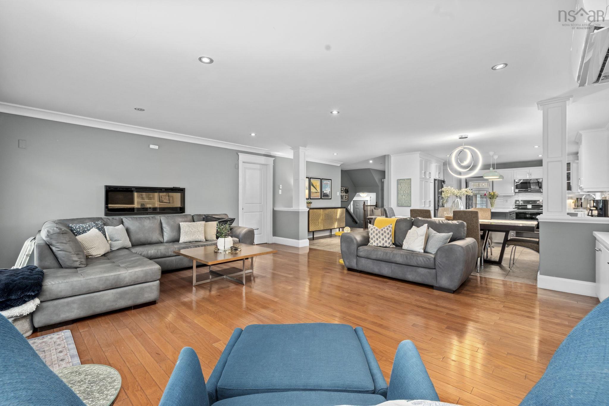 View image 17