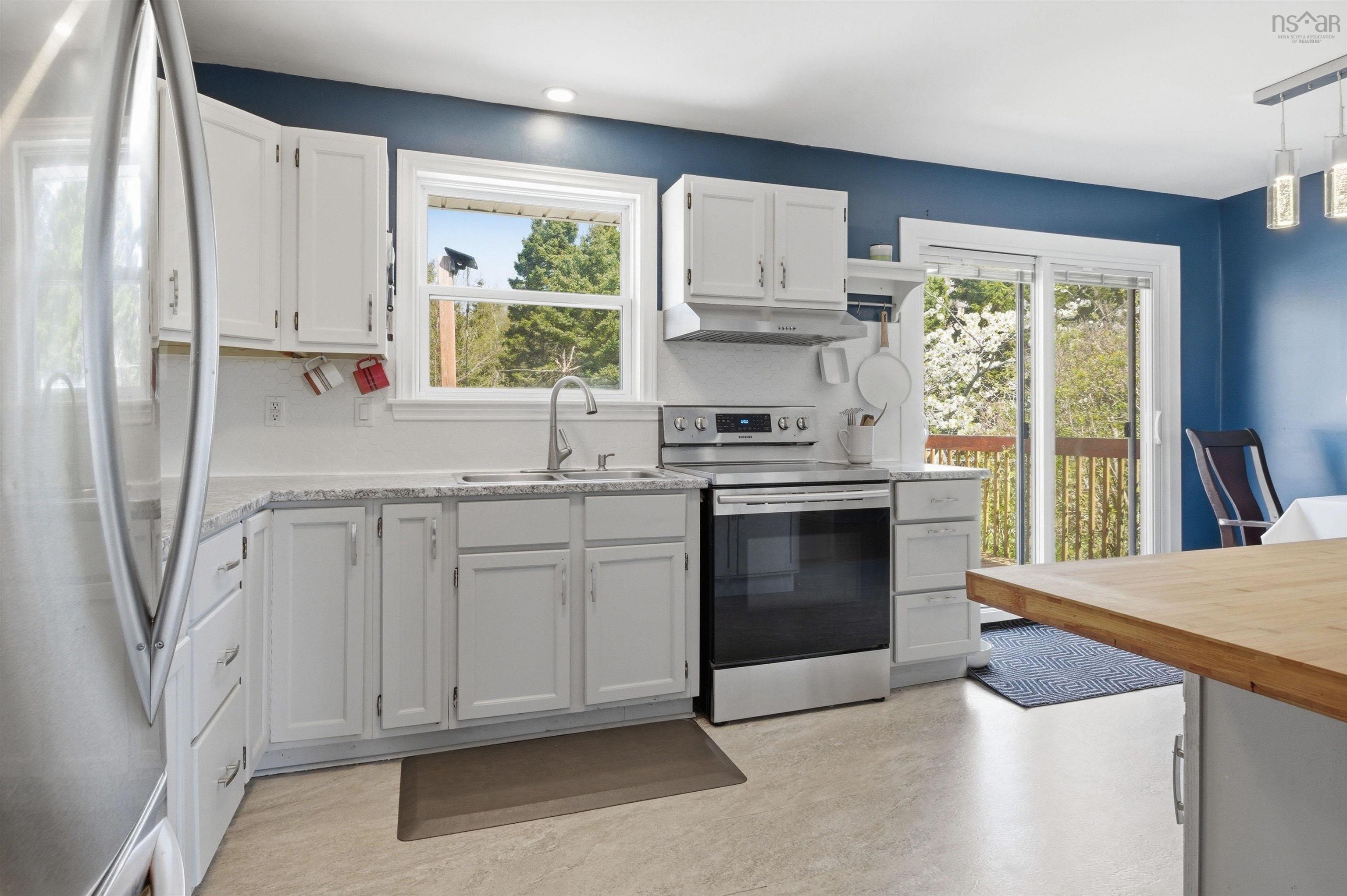 View image 12