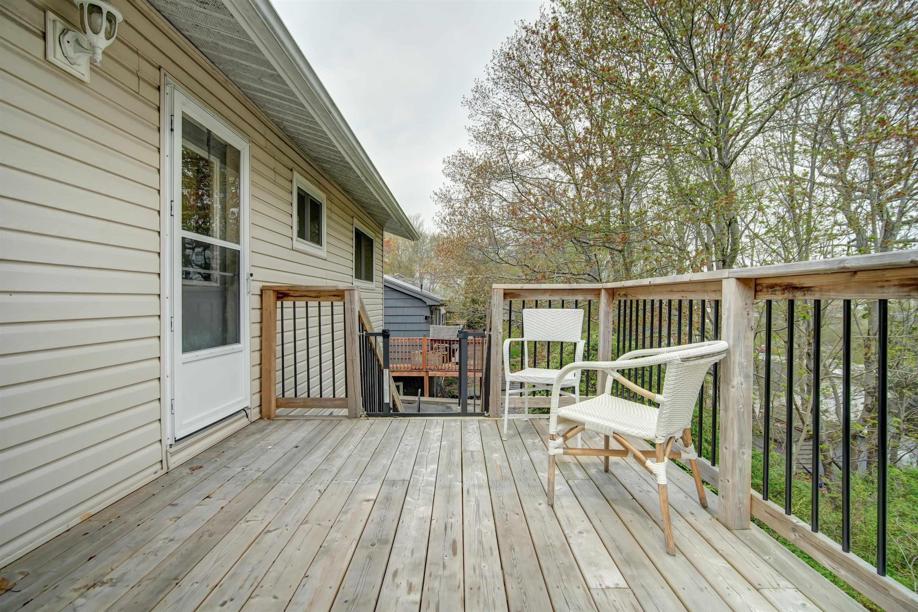 View image 18