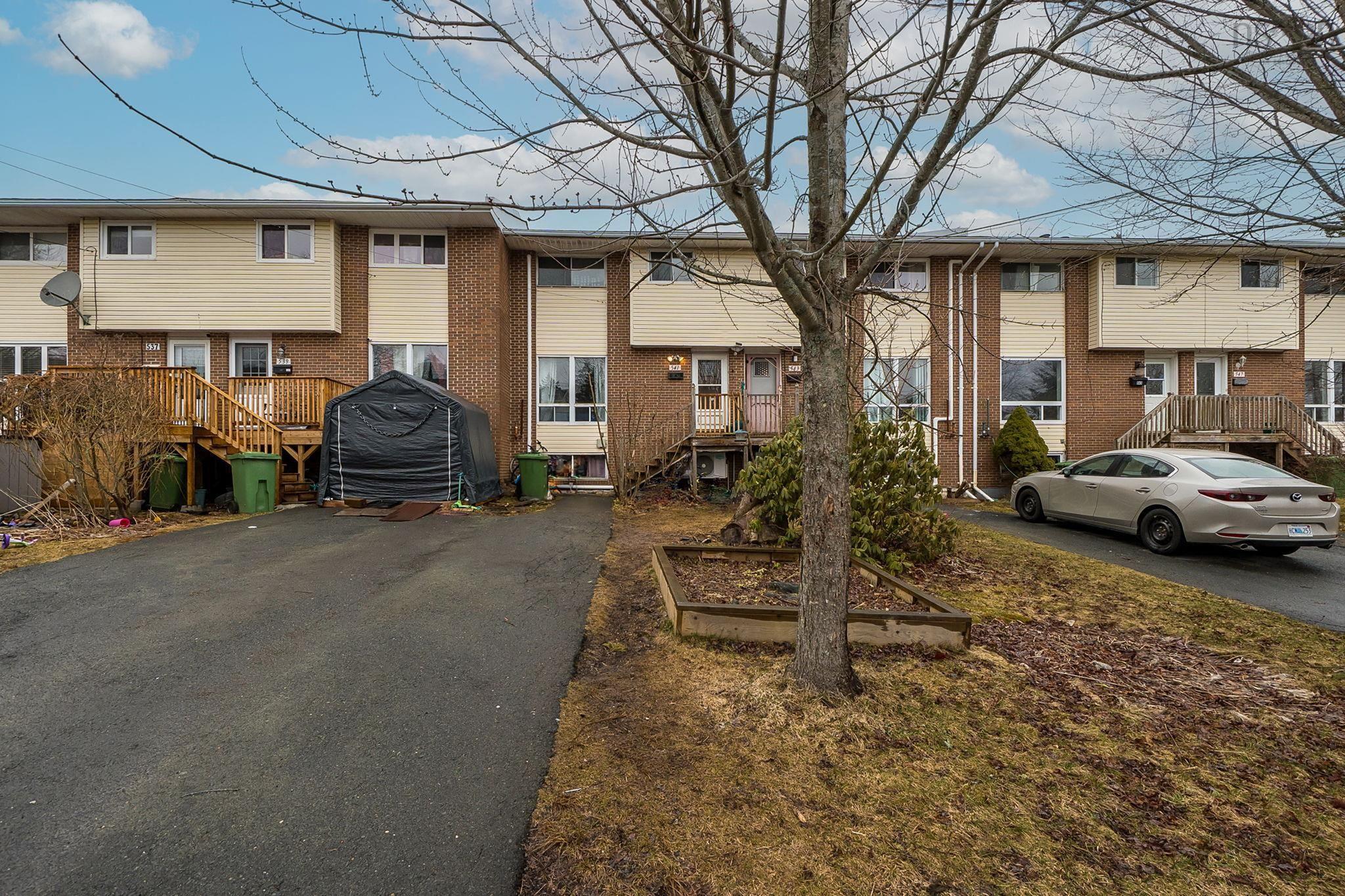 Thumbnail image for 541 Arklow Drive MLS<sup>®</sup> 202611694