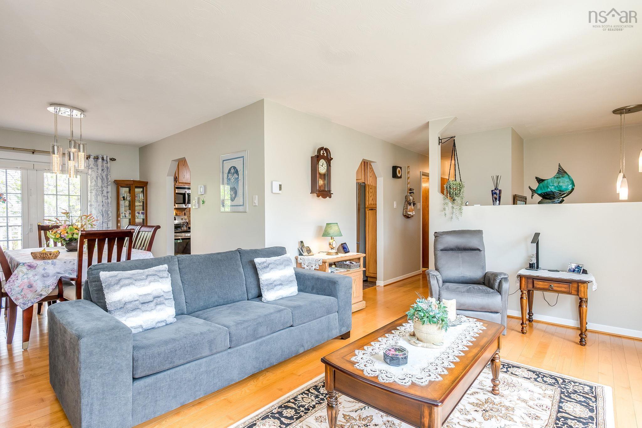 View image 12