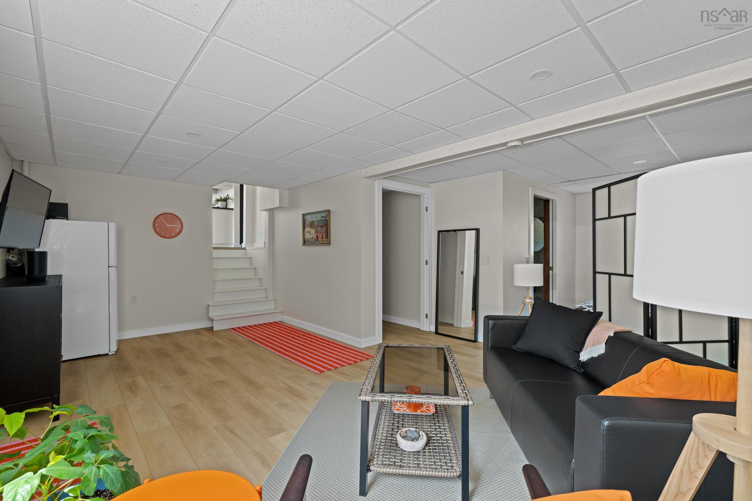 View image 21