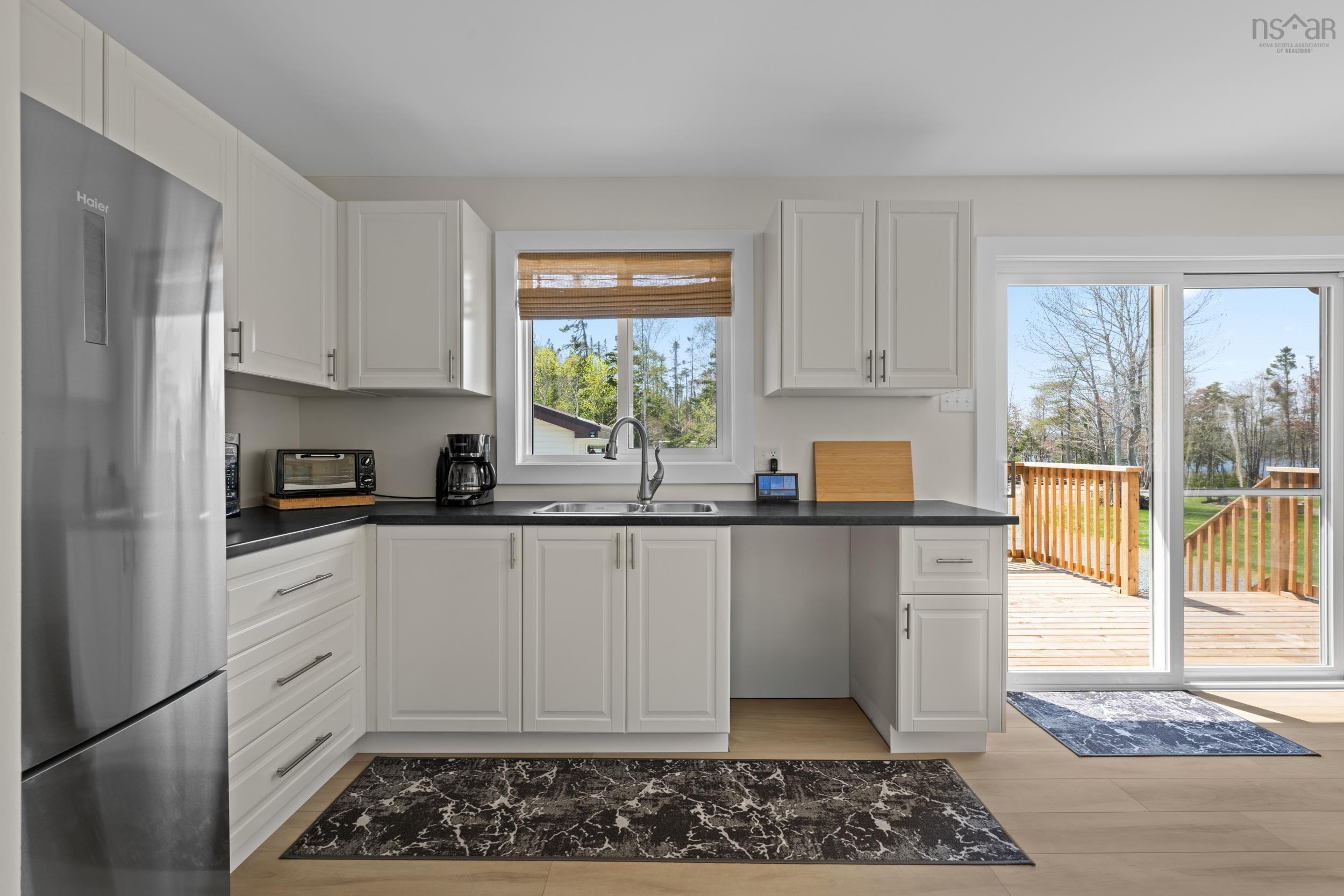 View image 9